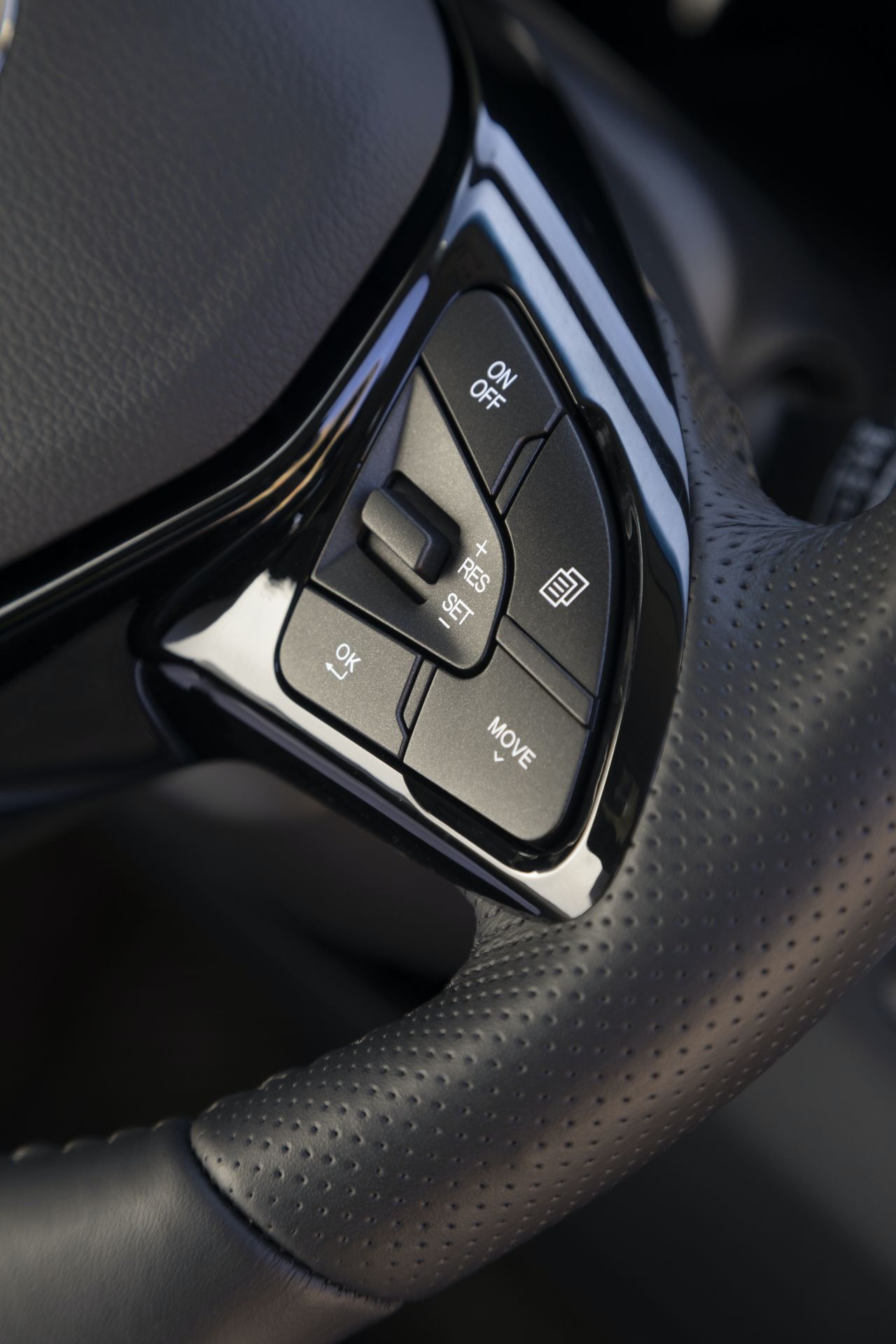 SsangYong Details Facelifted Tivoli As Subcompact SUV Reaches European Shores