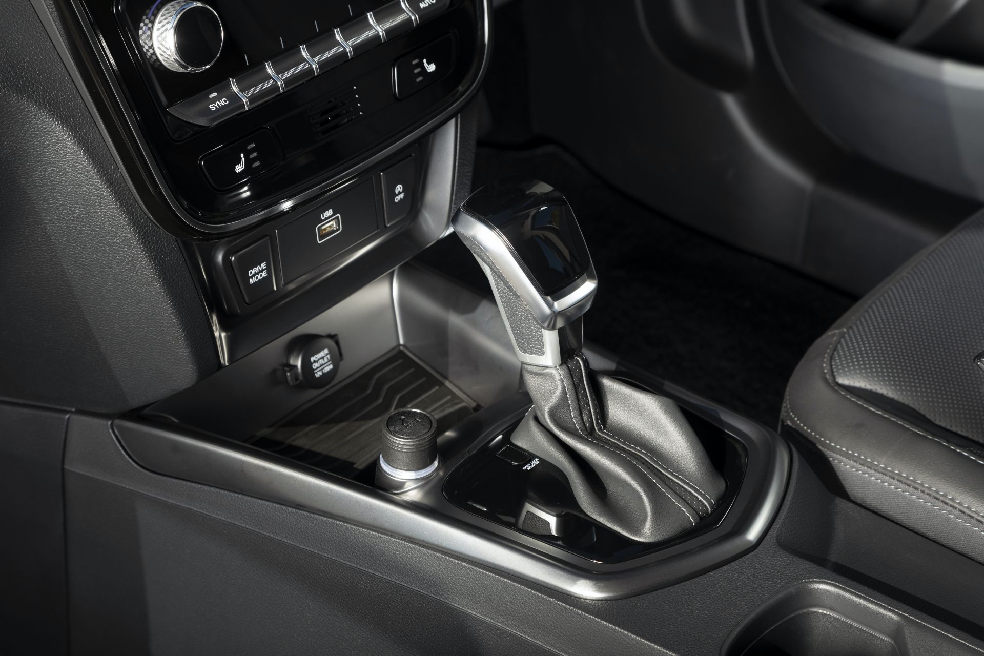 SsangYong Details Facelifted Tivoli As Subcompact SUV Reaches European Shores