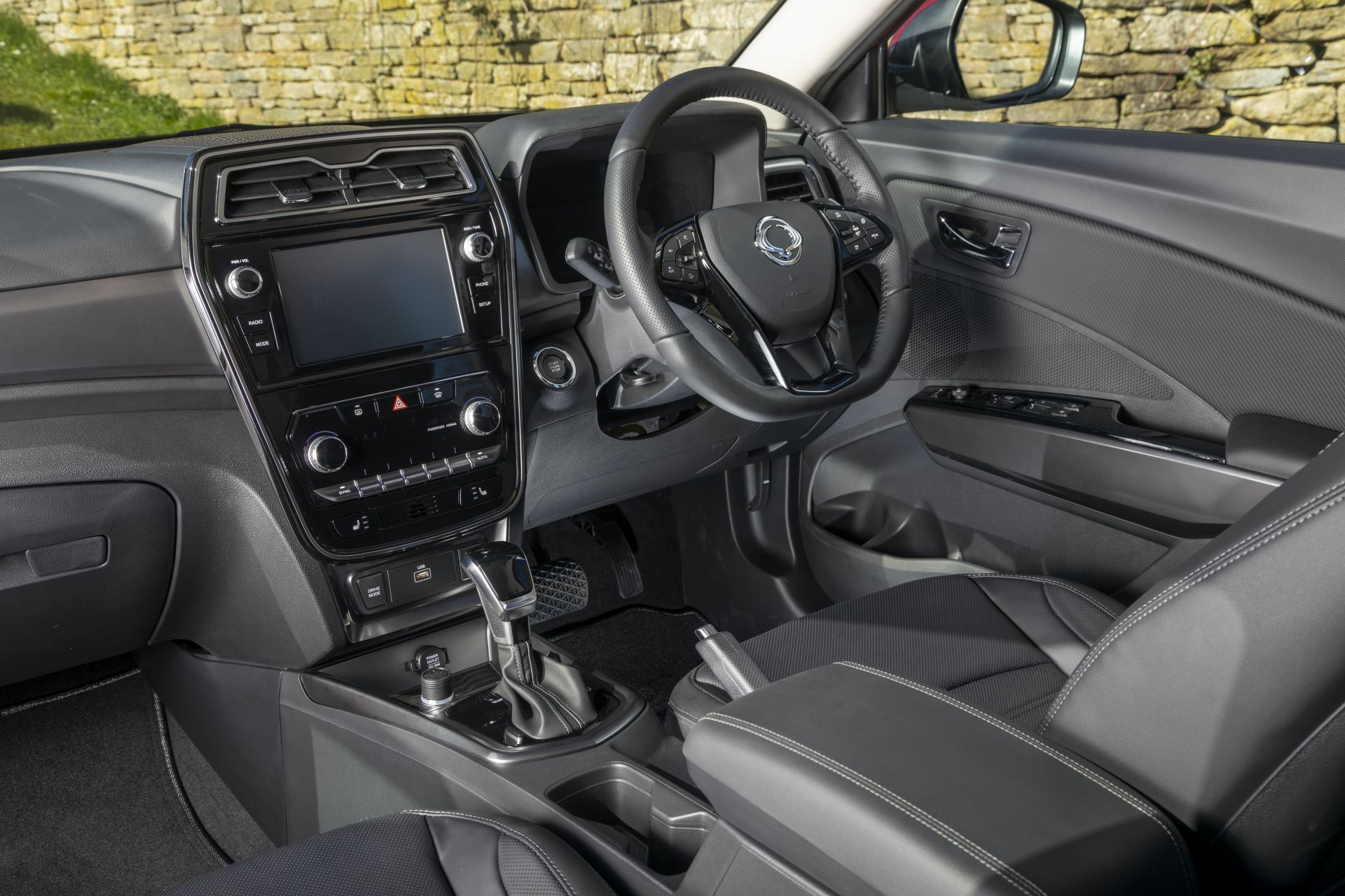 SsangYong Details Facelifted Tivoli As Subcompact SUV Reaches European Shores