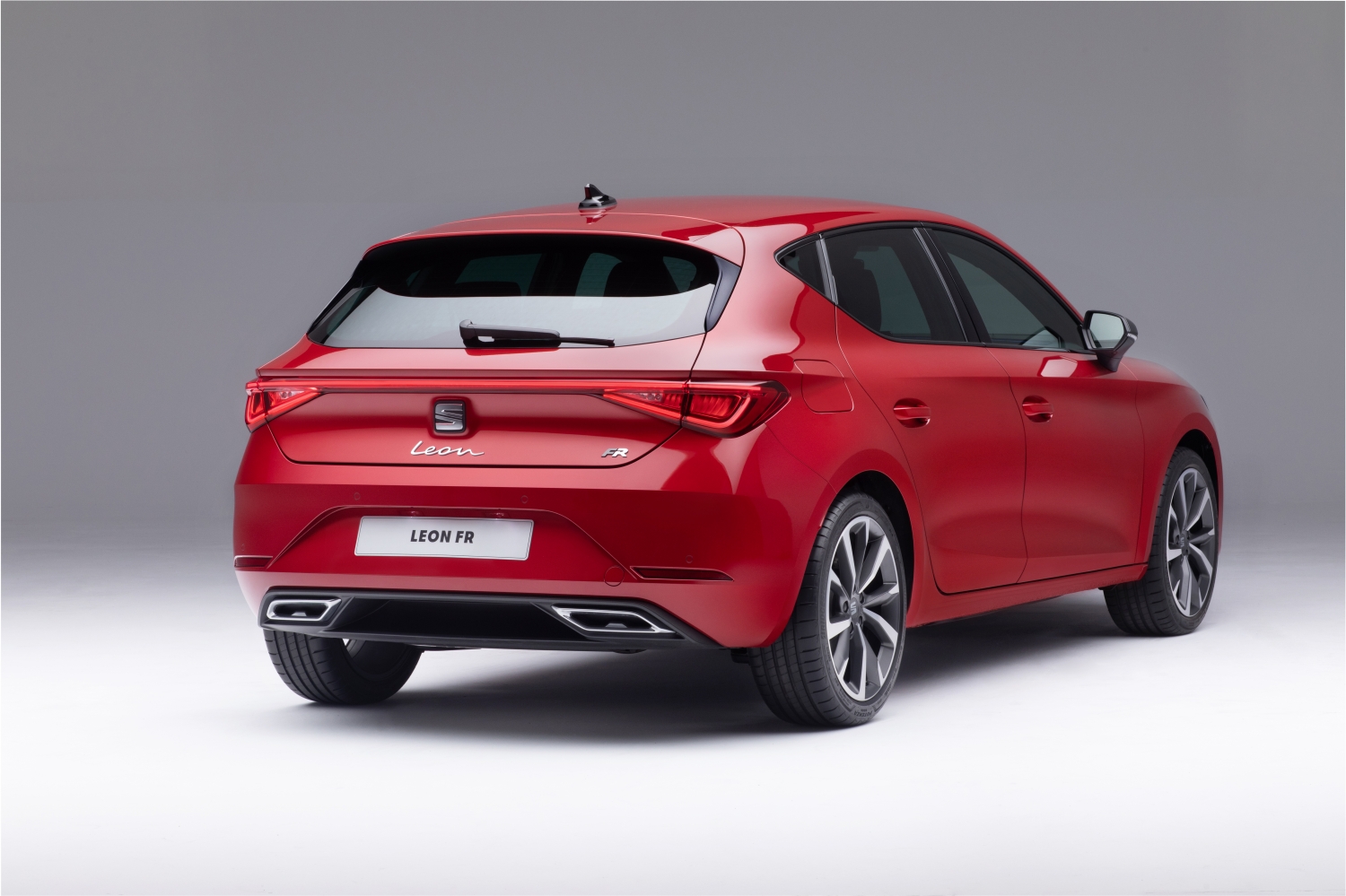 New SEAT Leon Undercuts Equivalent Base VW Golf 8 Cousin By Only £385 In The UK