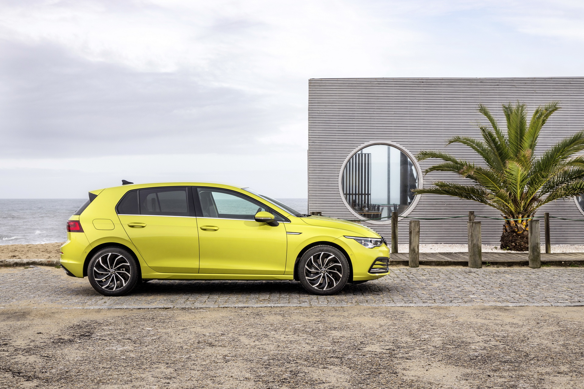2020 Volkswagen Golf Mk8 Deliveries Halted Over Software Issue