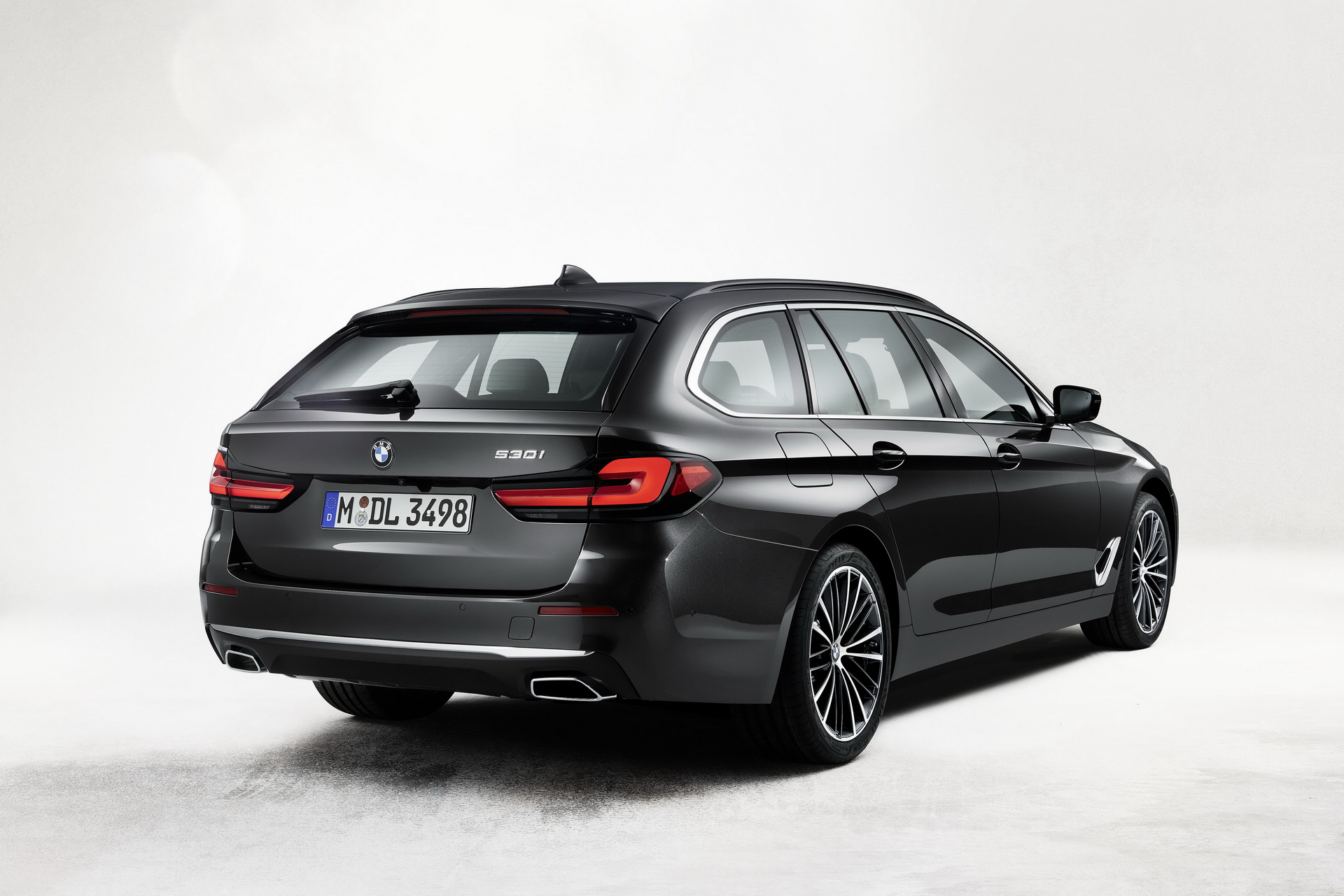 Check Out The 2021 BMW 5-Series Facelift From Every Angle In 185 Photos And Videos