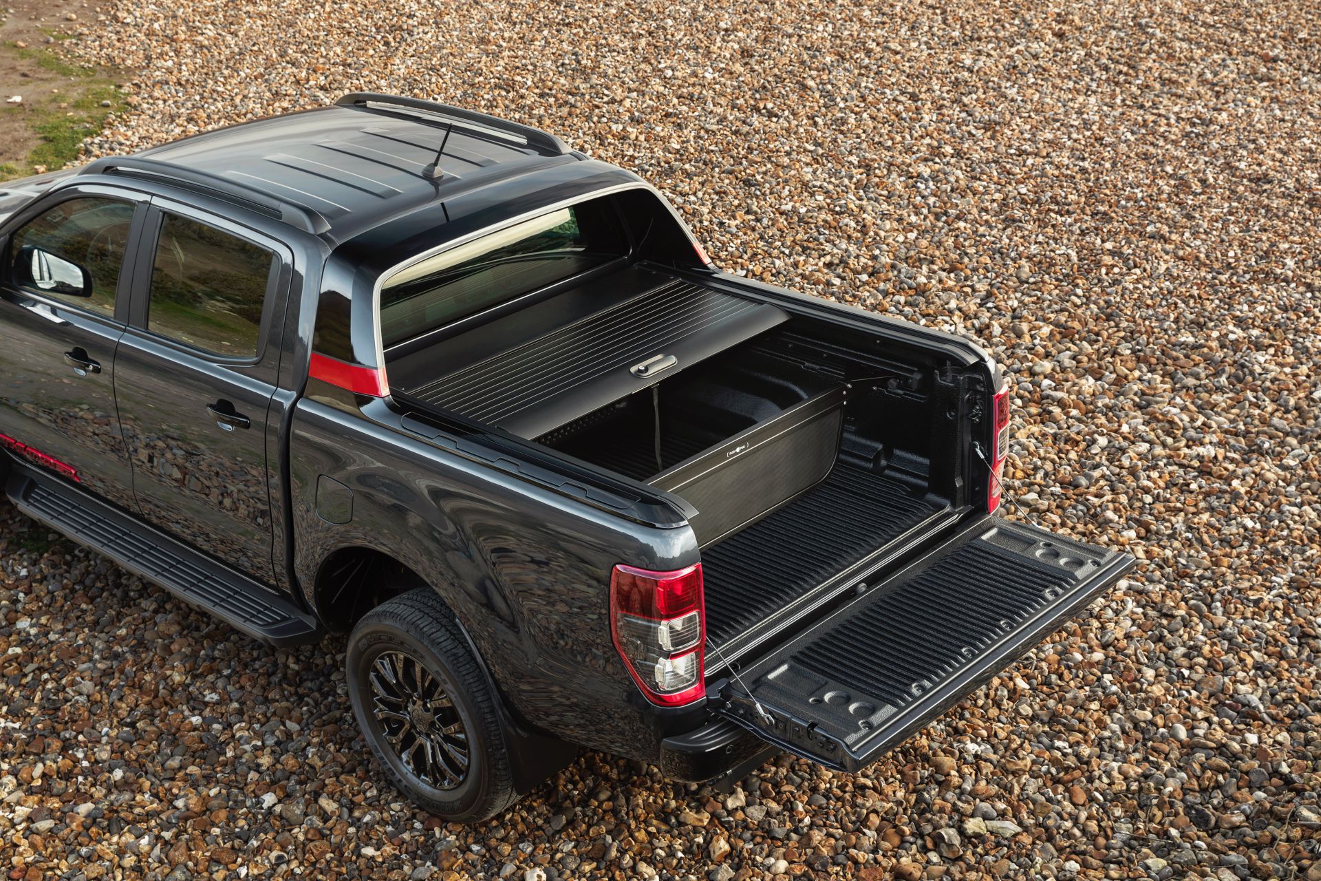 Ford Ranger Thunder Debuts In Europe With A Raptor Heart, Exclusive Appearance