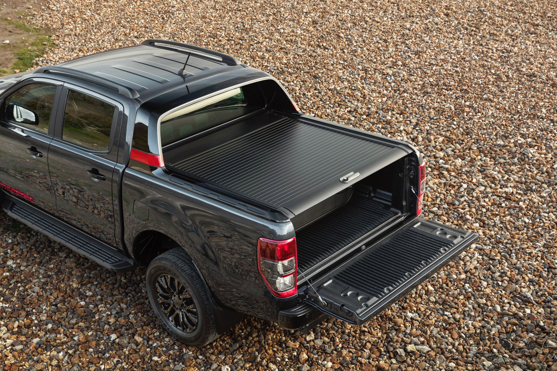 Ford Ranger Thunder Debuts In Europe With A Raptor Heart, Exclusive Appearance