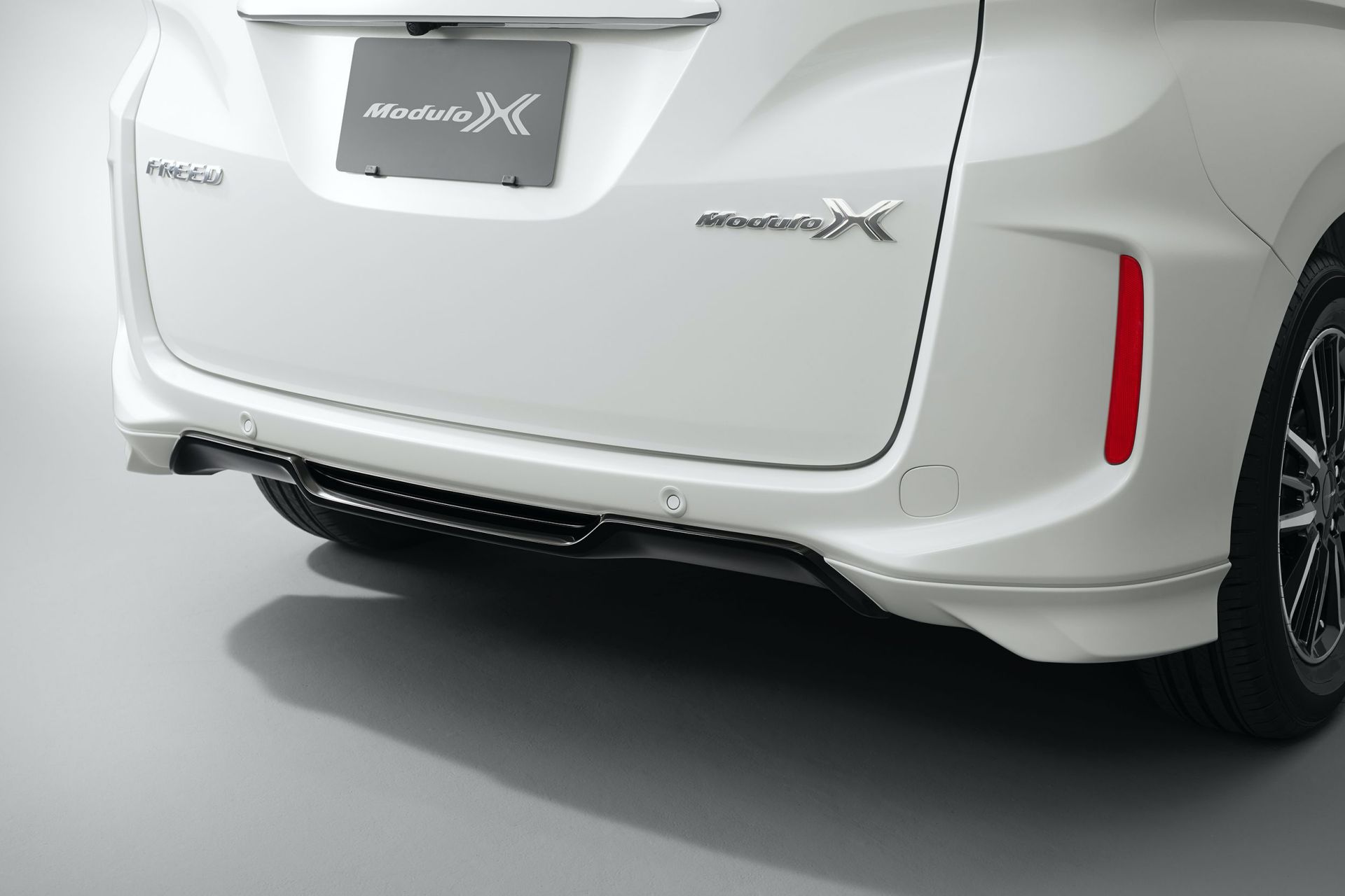 Honda Freed Modulo X Facelift Is One Mean-Looking Small MPV