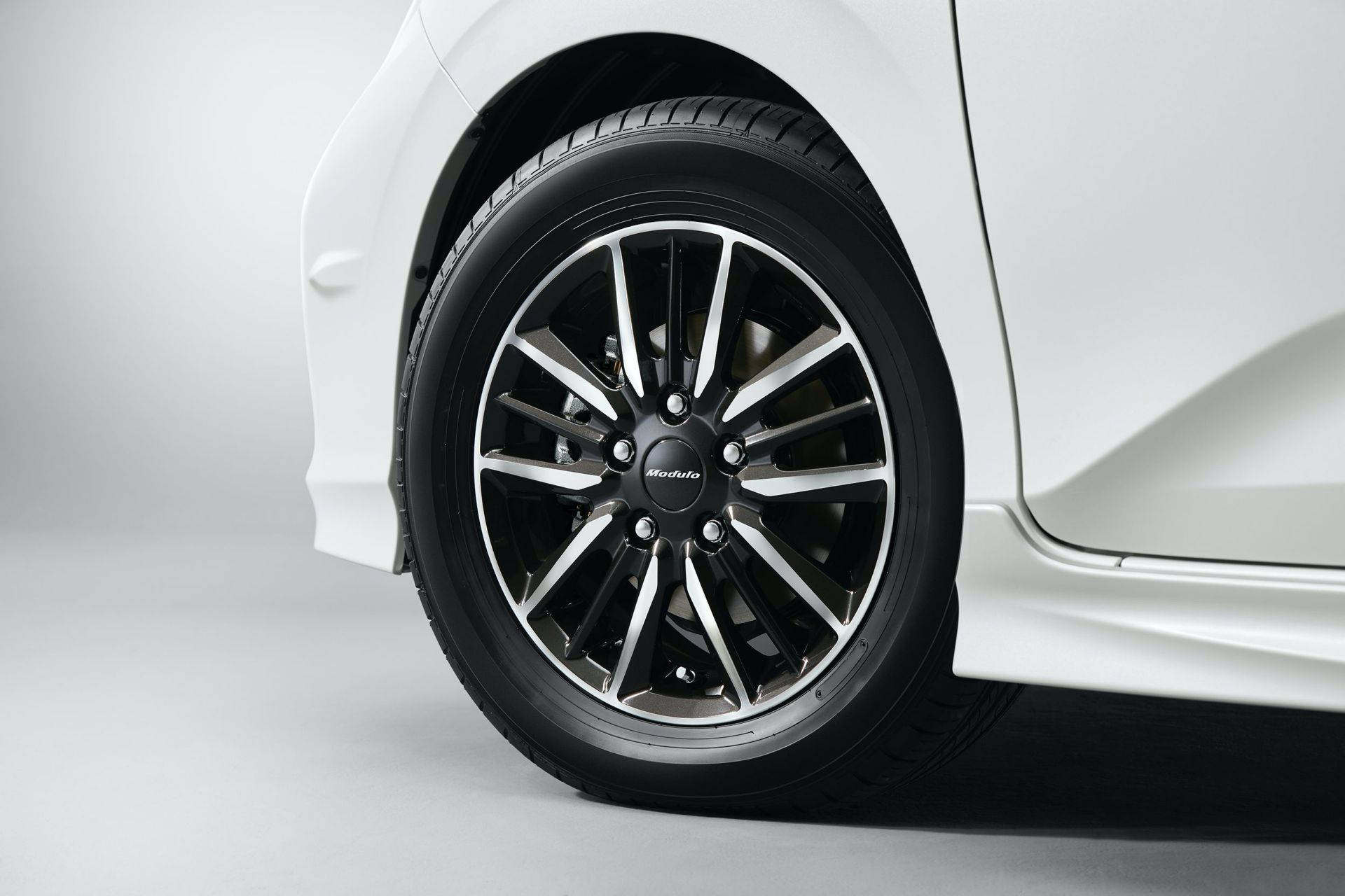 Honda Freed Modulo X Facelift Is One Mean-Looking Small MPV