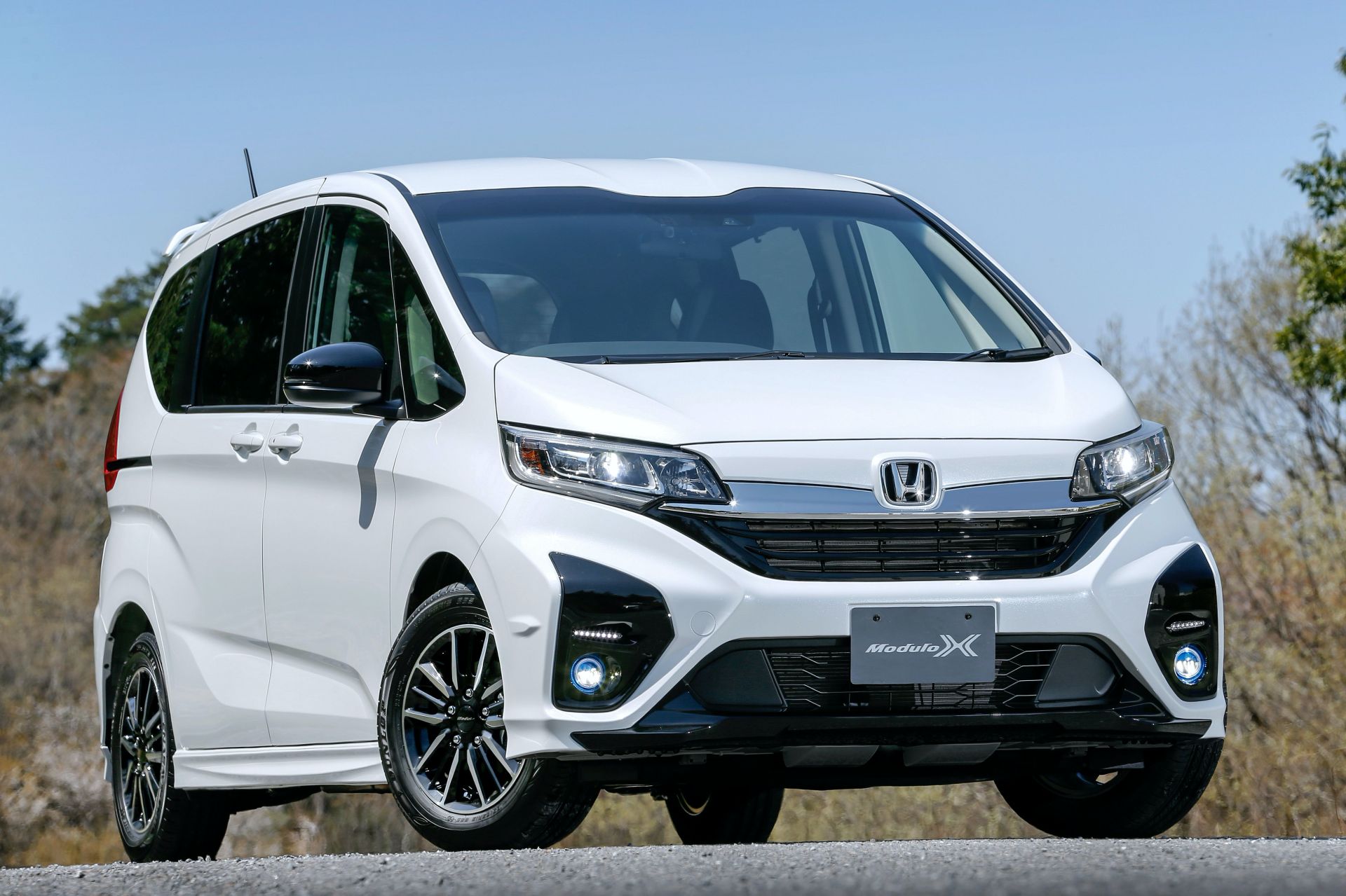 Honda Freed Modulo X Facelift Is One Mean-Looking Small MPV