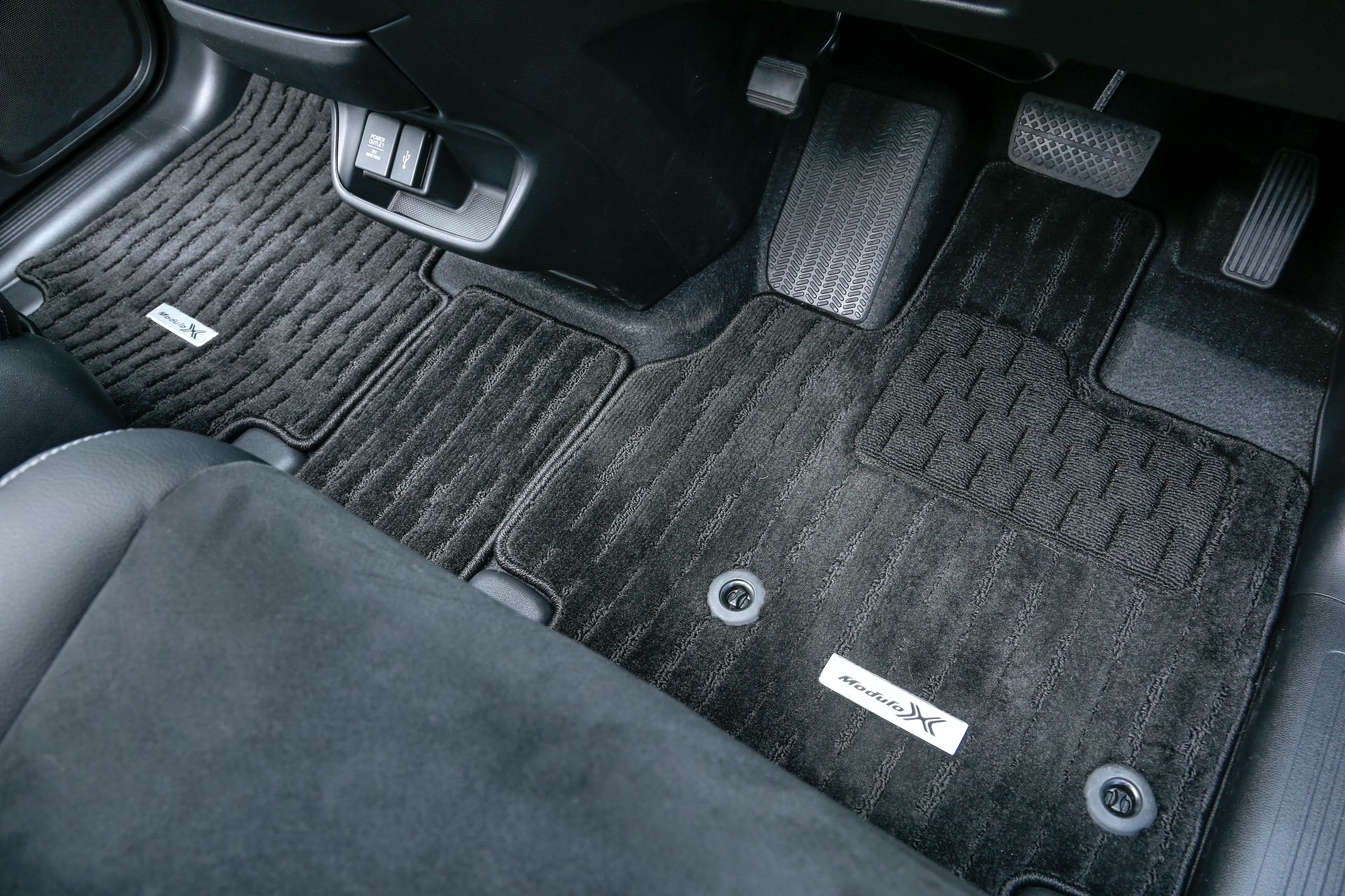 Honda Freed Modulo X Facelift Is One Mean-Looking Small MPV