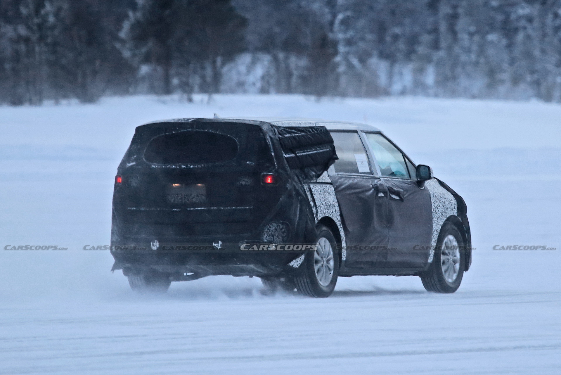 Future Cars: 2021 Kia Sedona Design, Engines & Everything Else We Know