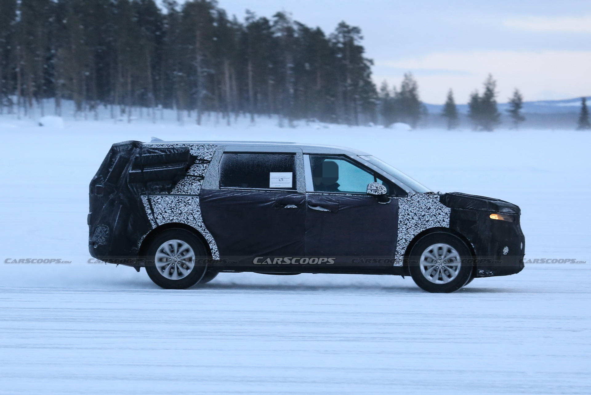 Future Cars: 2021 Kia Sedona Design, Engines & Everything Else We Know