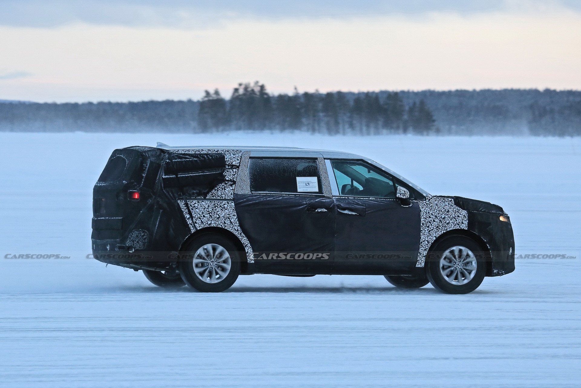 Future Cars: 2021 Kia Sedona Design, Engines & Everything Else We Know