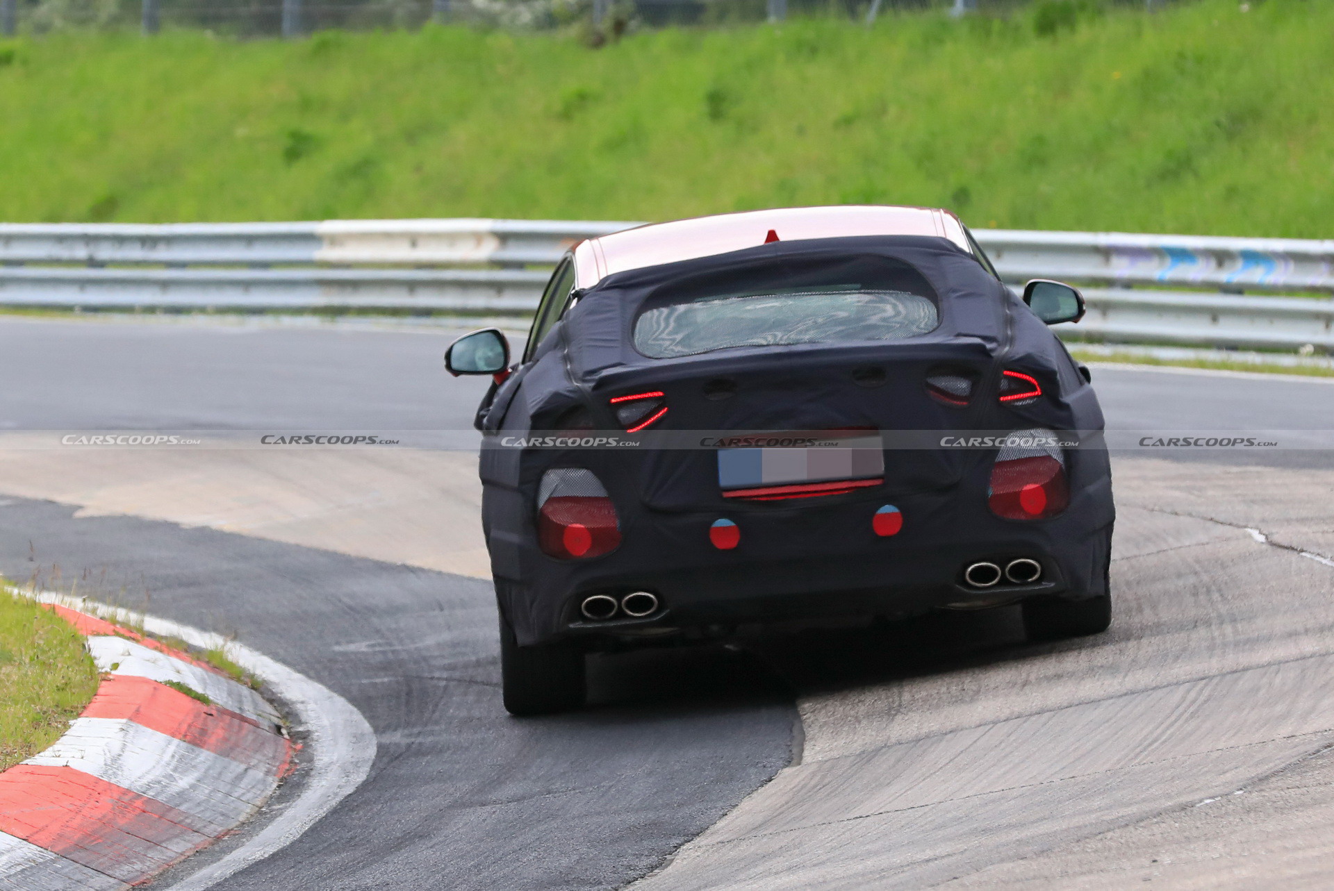 Kia’s Design Boss Says Facelifted Stinger Coming Soon, Will Look Even Sportier