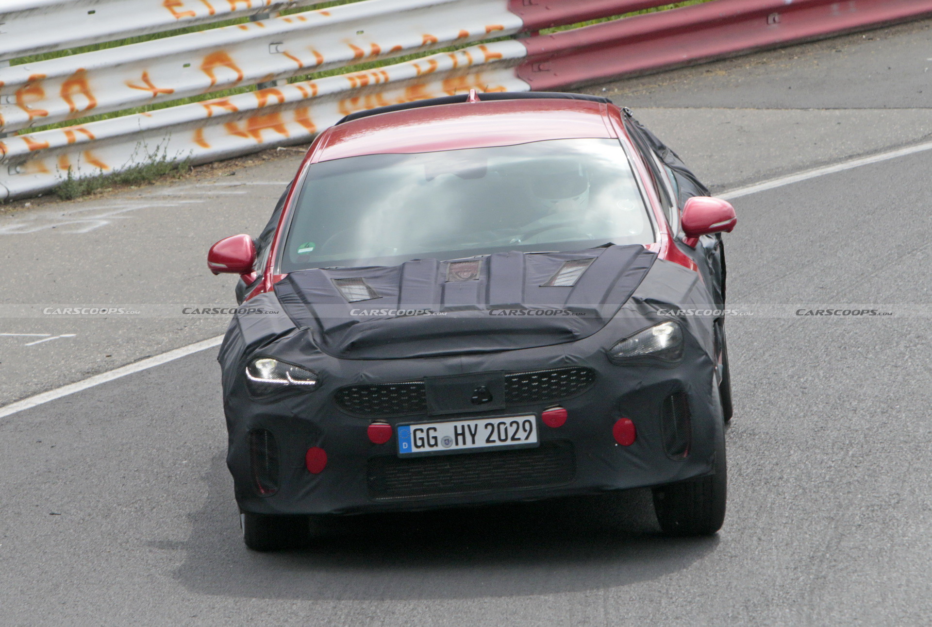 Kia’s Design Boss Says Facelifted Stinger Coming Soon, Will Look Even Sportier