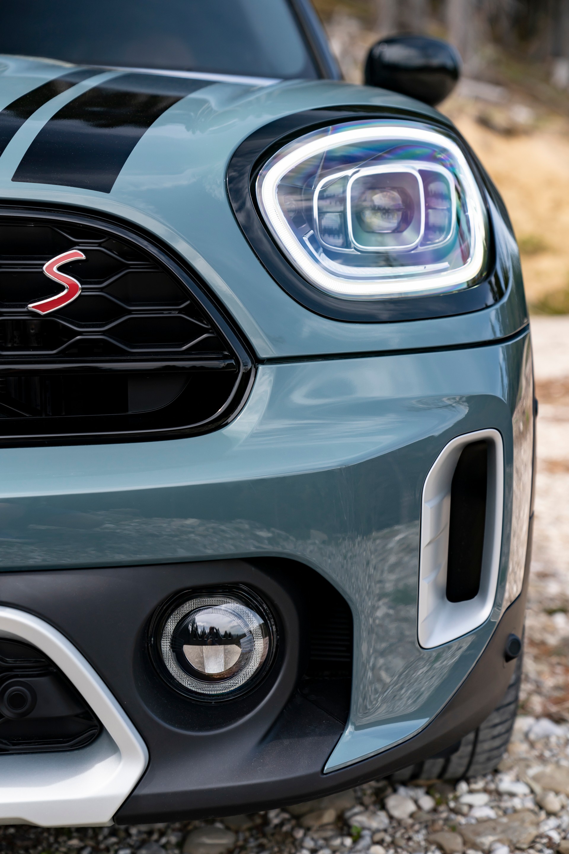 2021 MINI Countryman Facelift Debuts With New Looks And Updated Technology