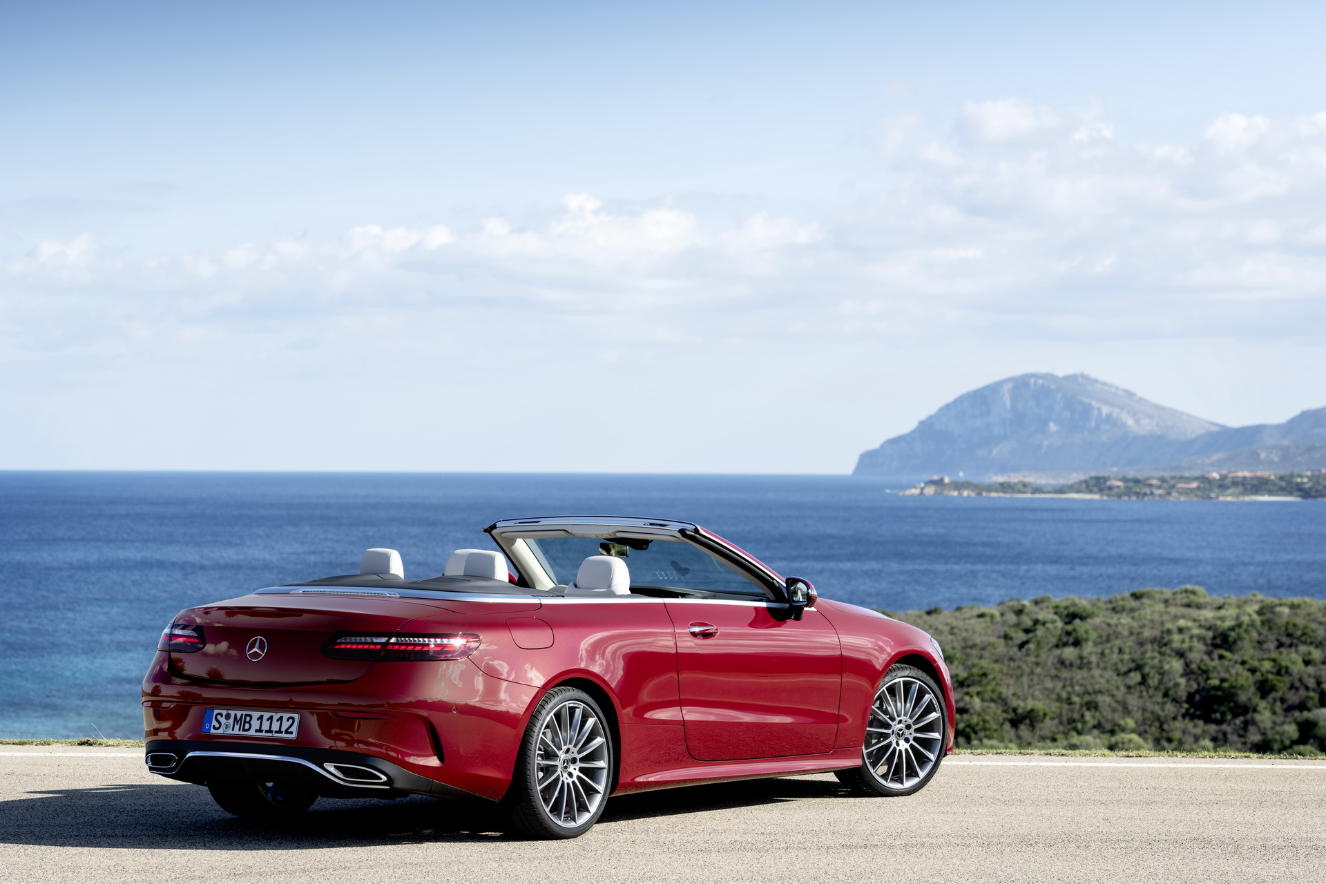 See The Restyled 2021 Mercedes-Benz E-Class And E53 AMG Coupe And Convertible Models