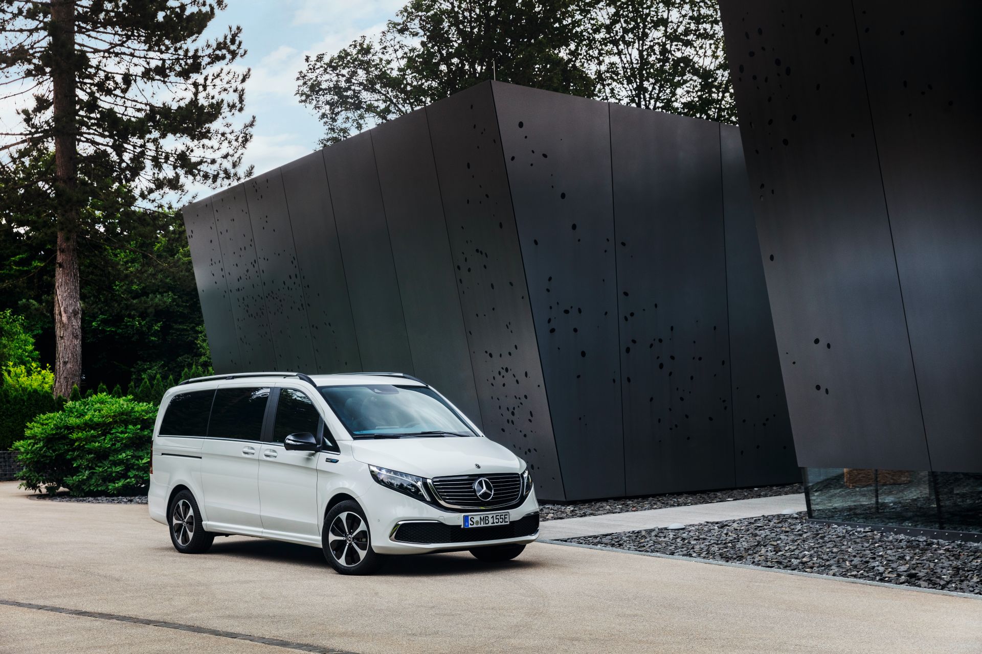 Mercedes-Benz EQV Electric Luxury MPV Can Be Yours For $78,300 In Europe