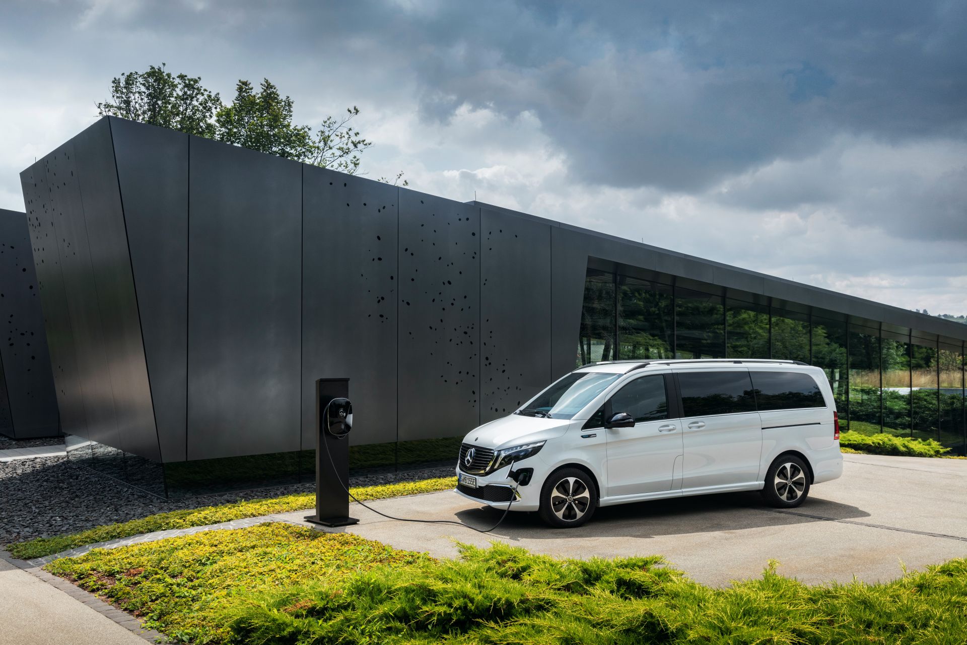 Mercedes-Benz EQV Electric Luxury MPV Can Be Yours For $78,300 In Europe