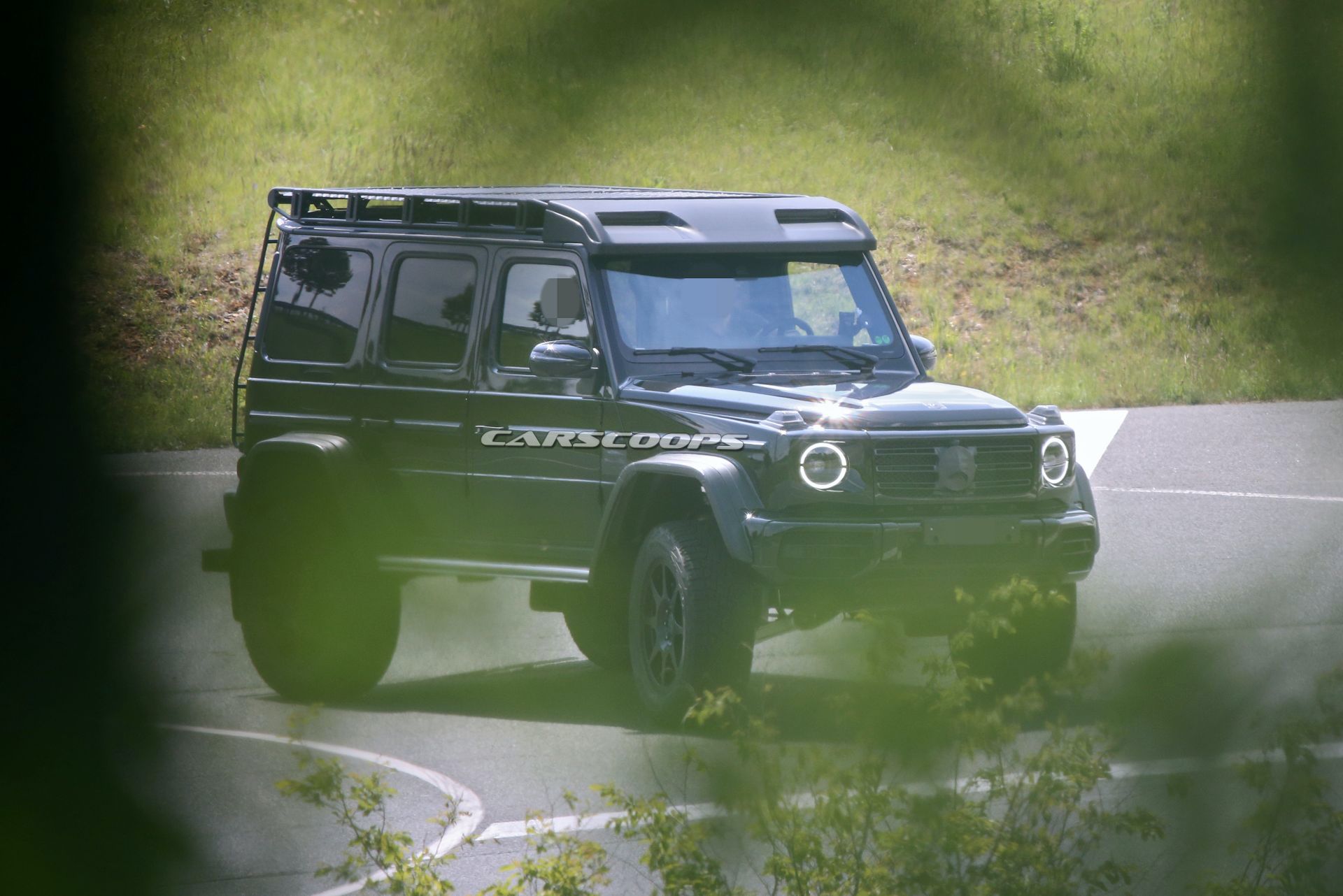 21 Mercedes Amg G Class 4x4 Spied Undisguised Looks Every Bit As Wild As The Original Carscoops