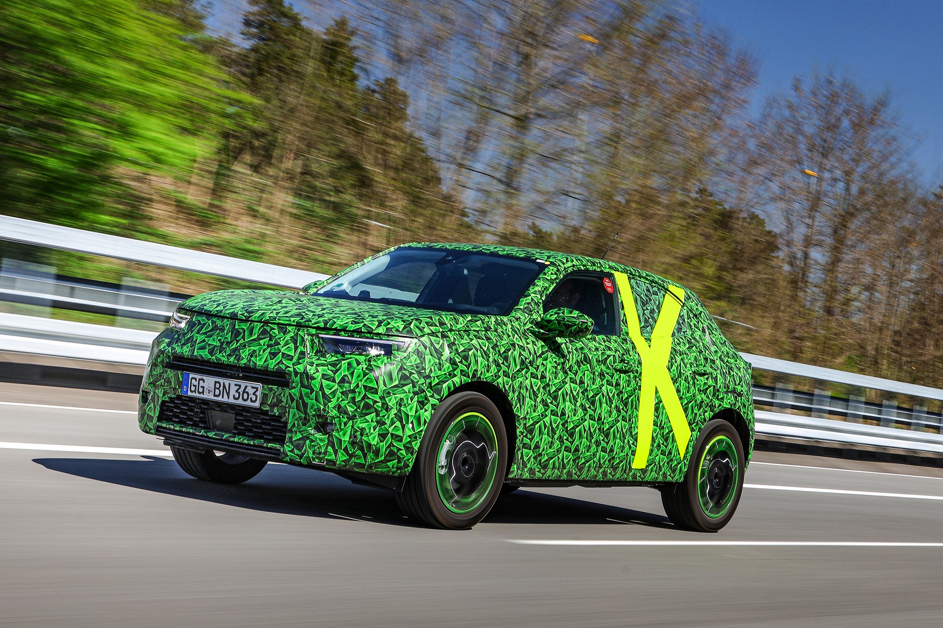 Opel Compares New Mokka To A German Supermodel, Reveals When Deliveries Start