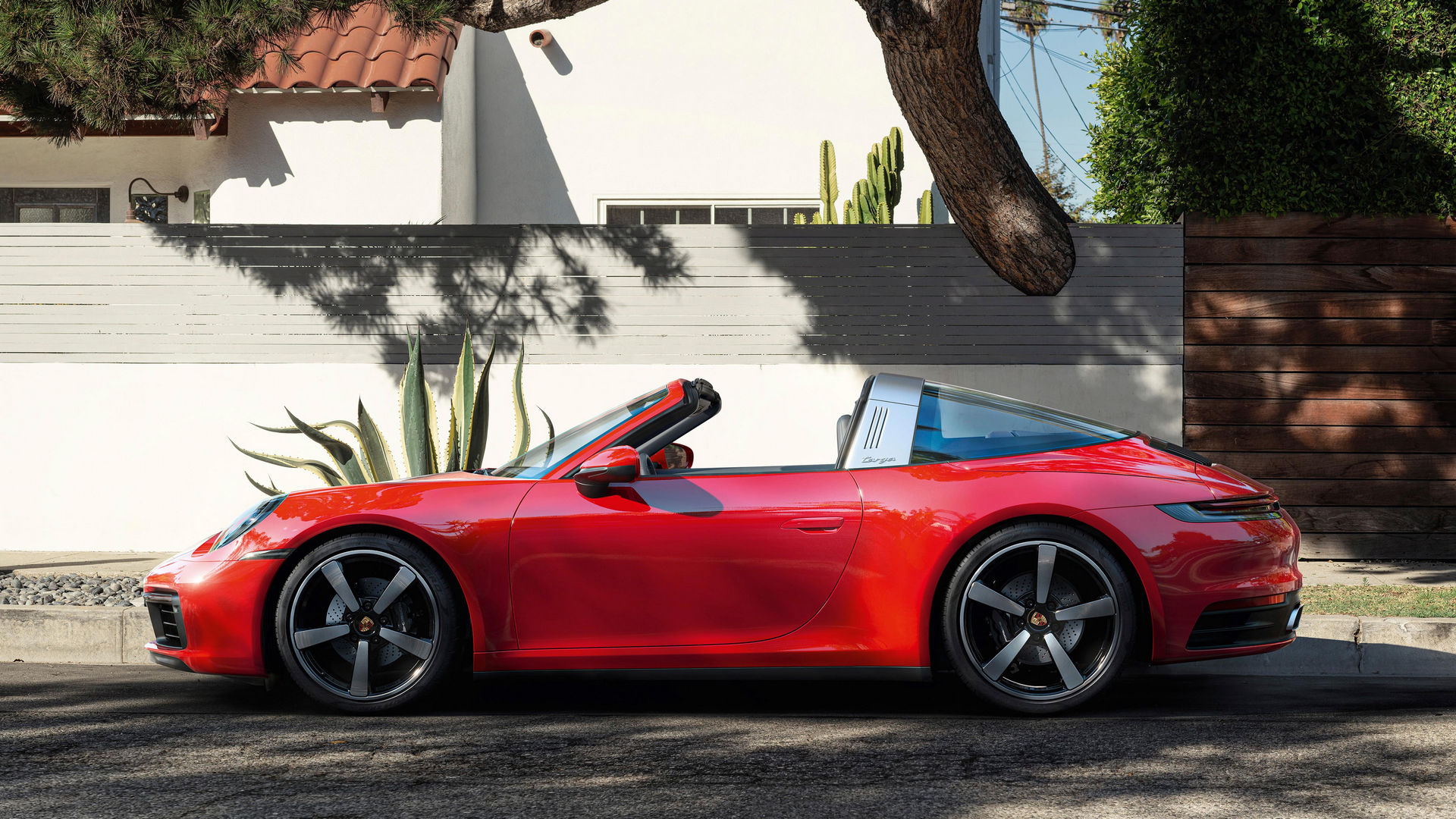 2021 Porsche 911 Targa 4 And Targa 4S Land With Retro Looks