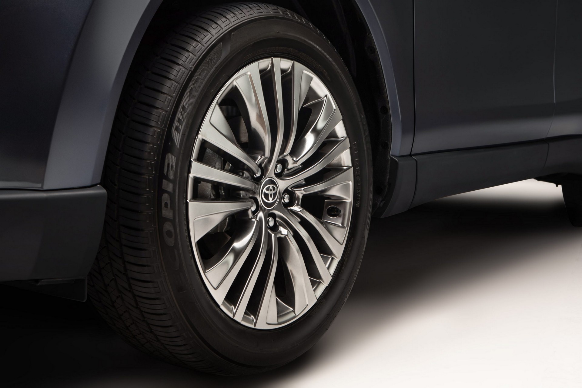 Toyota Venza Returns For 2021 As America’s Version Of The Harrier