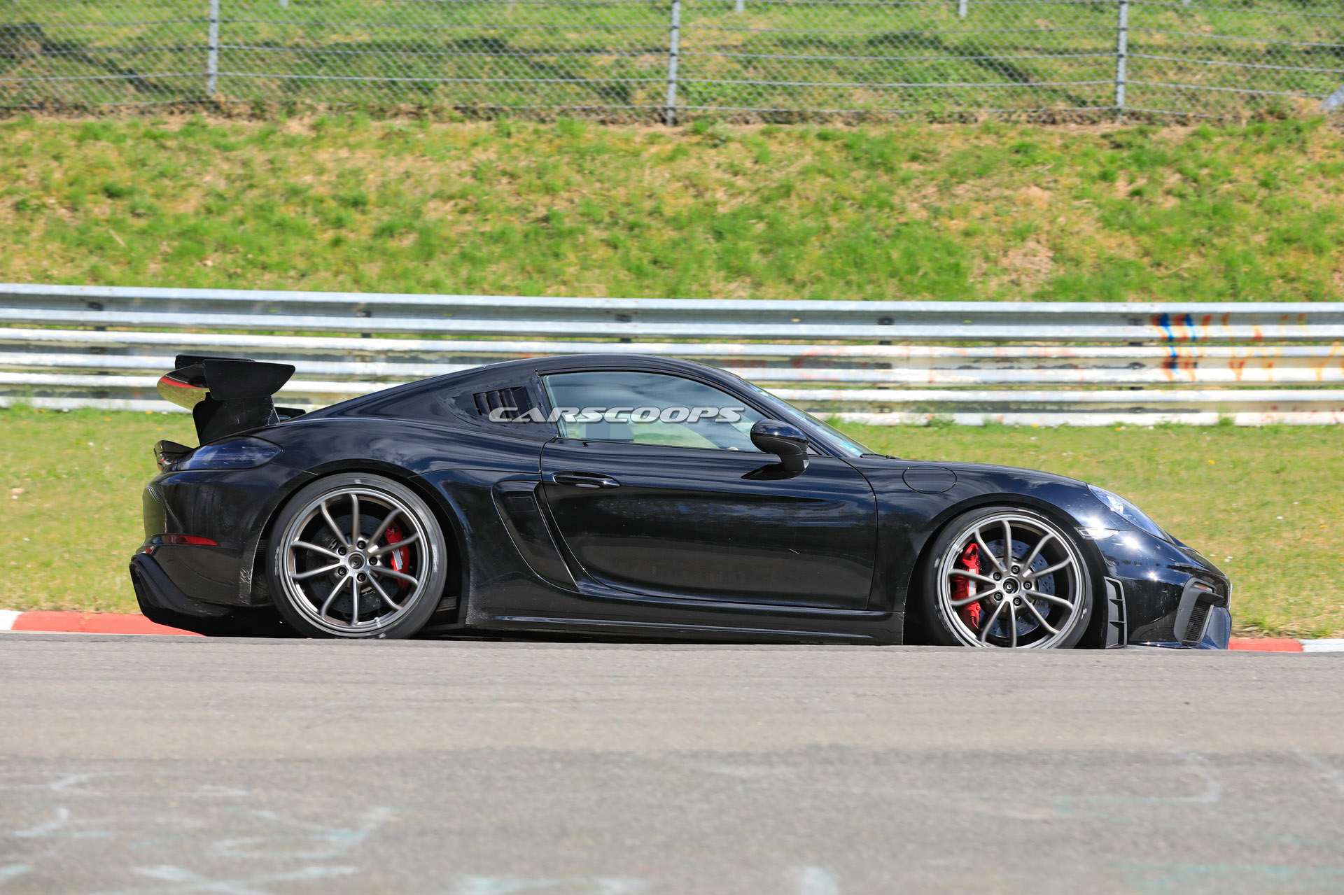 2021 Porsche 718 Cayman GT4 RS Marks The ‘Ring As Its New Territory