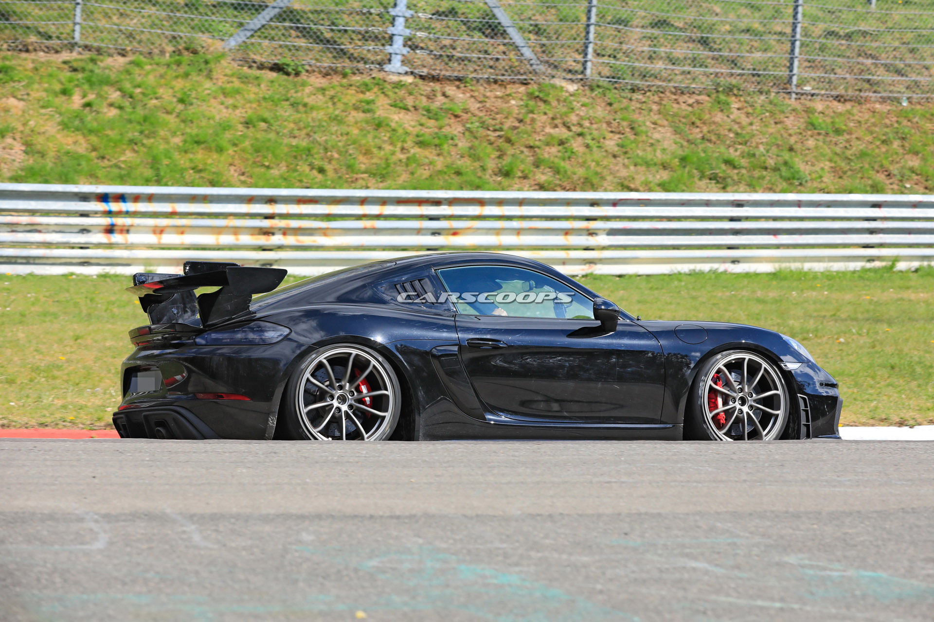 2021 Porsche 718 Cayman GT4 RS Marks The ‘Ring As Its New Territory