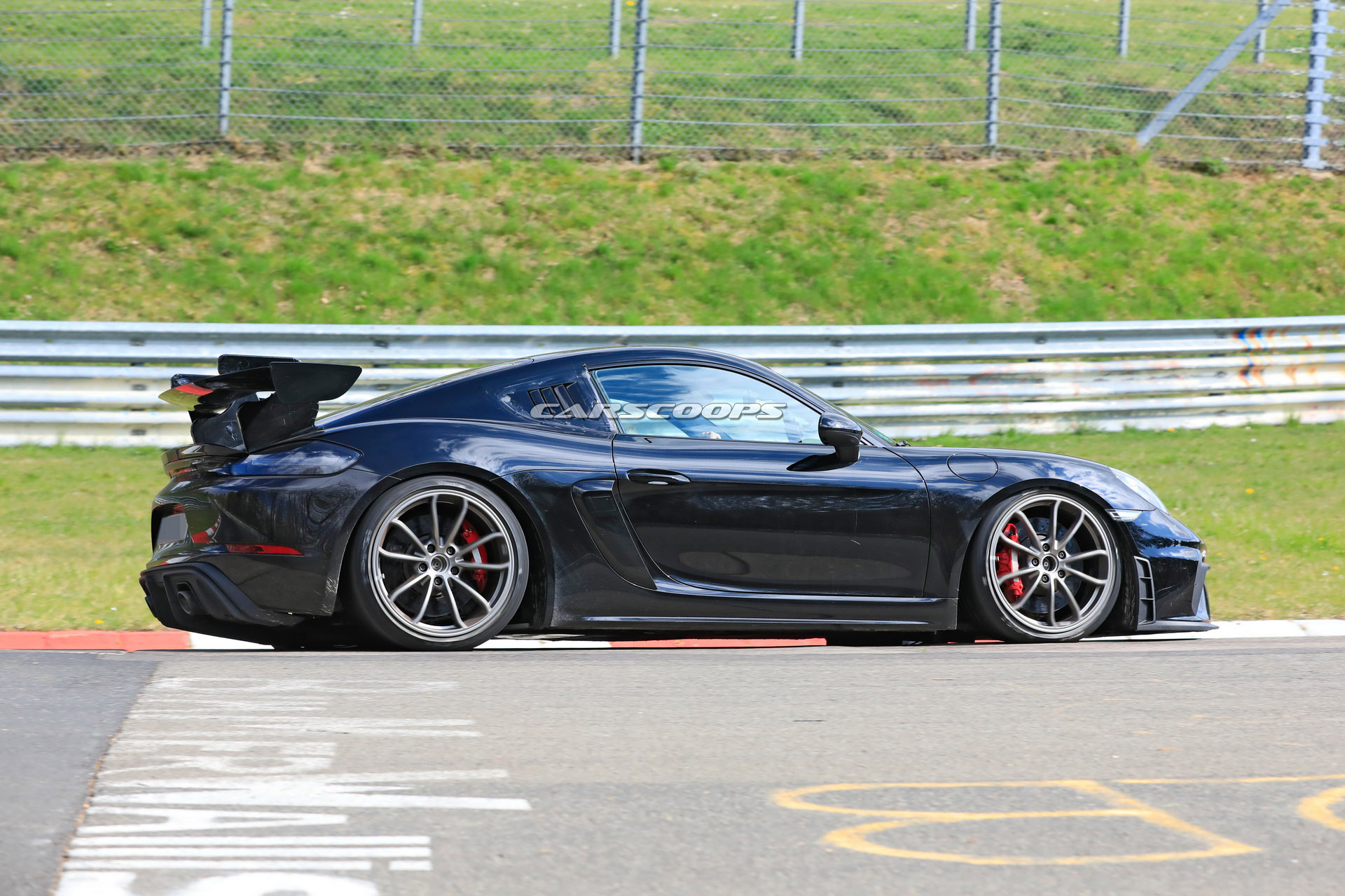 2021 Porsche 718 Cayman GT4 RS Marks The ‘Ring As Its New Territory