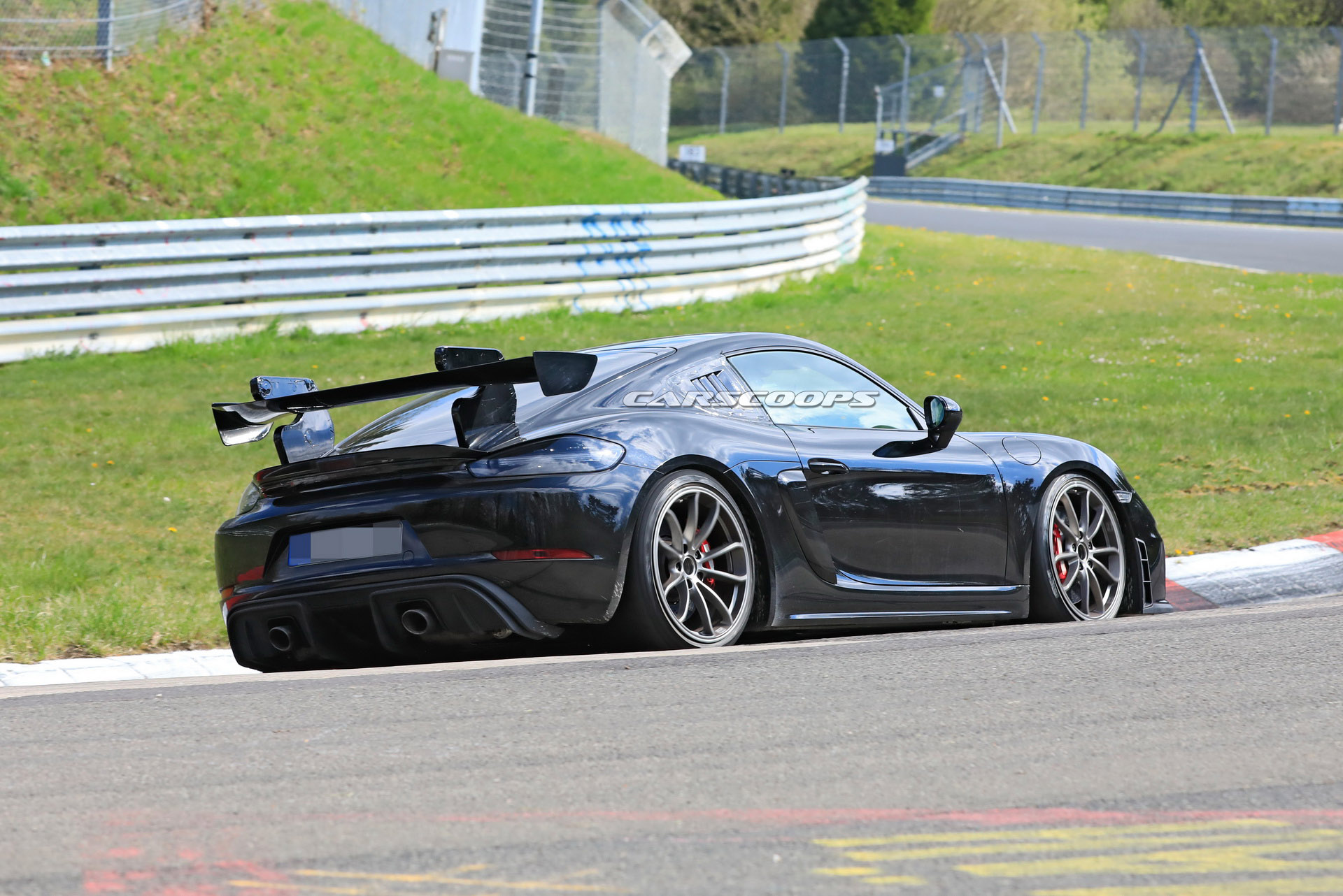 2021 Porsche 718 Cayman GT4 RS Marks The ‘Ring As Its New Territory