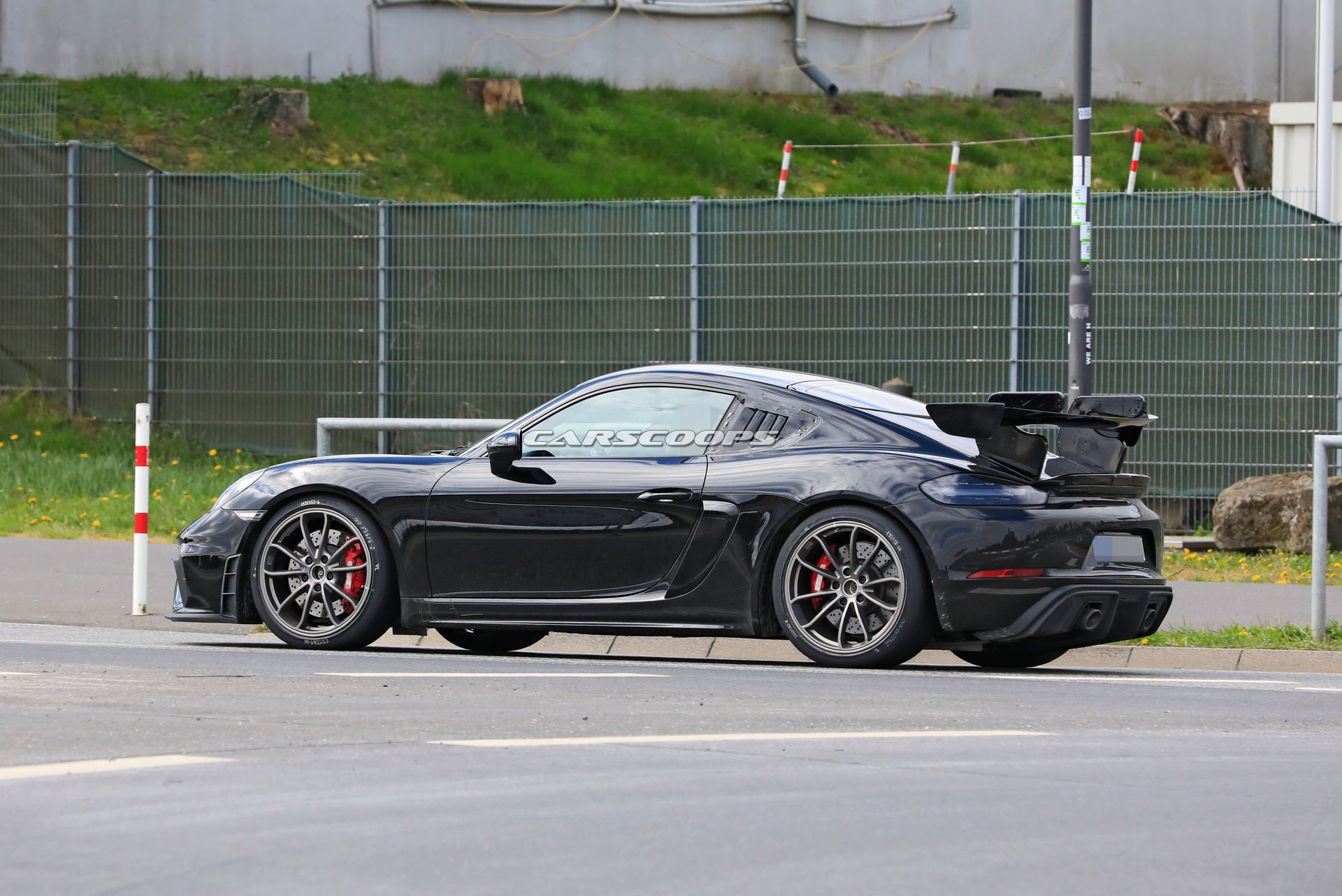 2021 Porsche 718 Cayman GT4 RS Marks The ‘Ring As Its New Territory