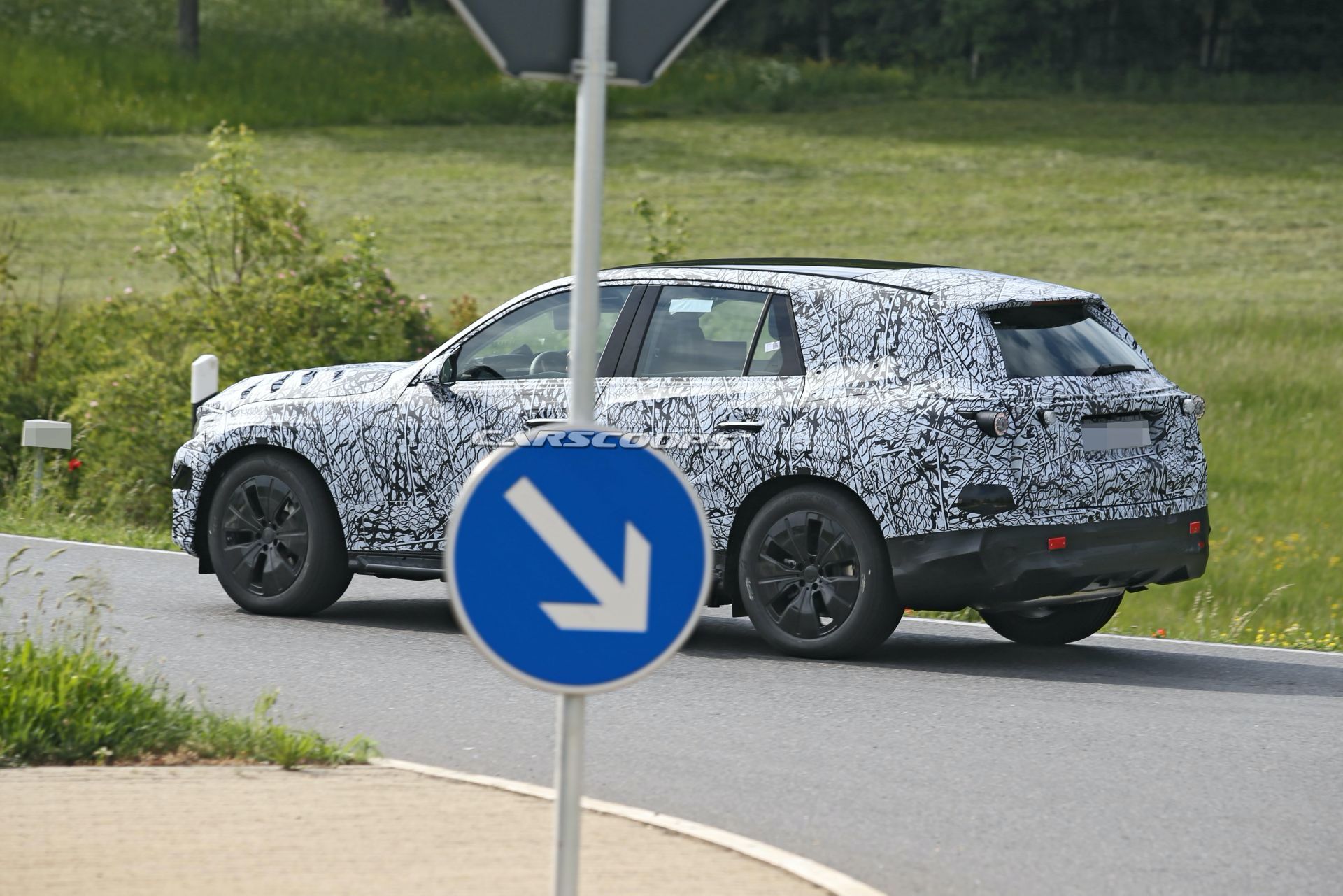 All-New 2022 Mercedes GLC Looks Longer And Flatter In First Spy Shots