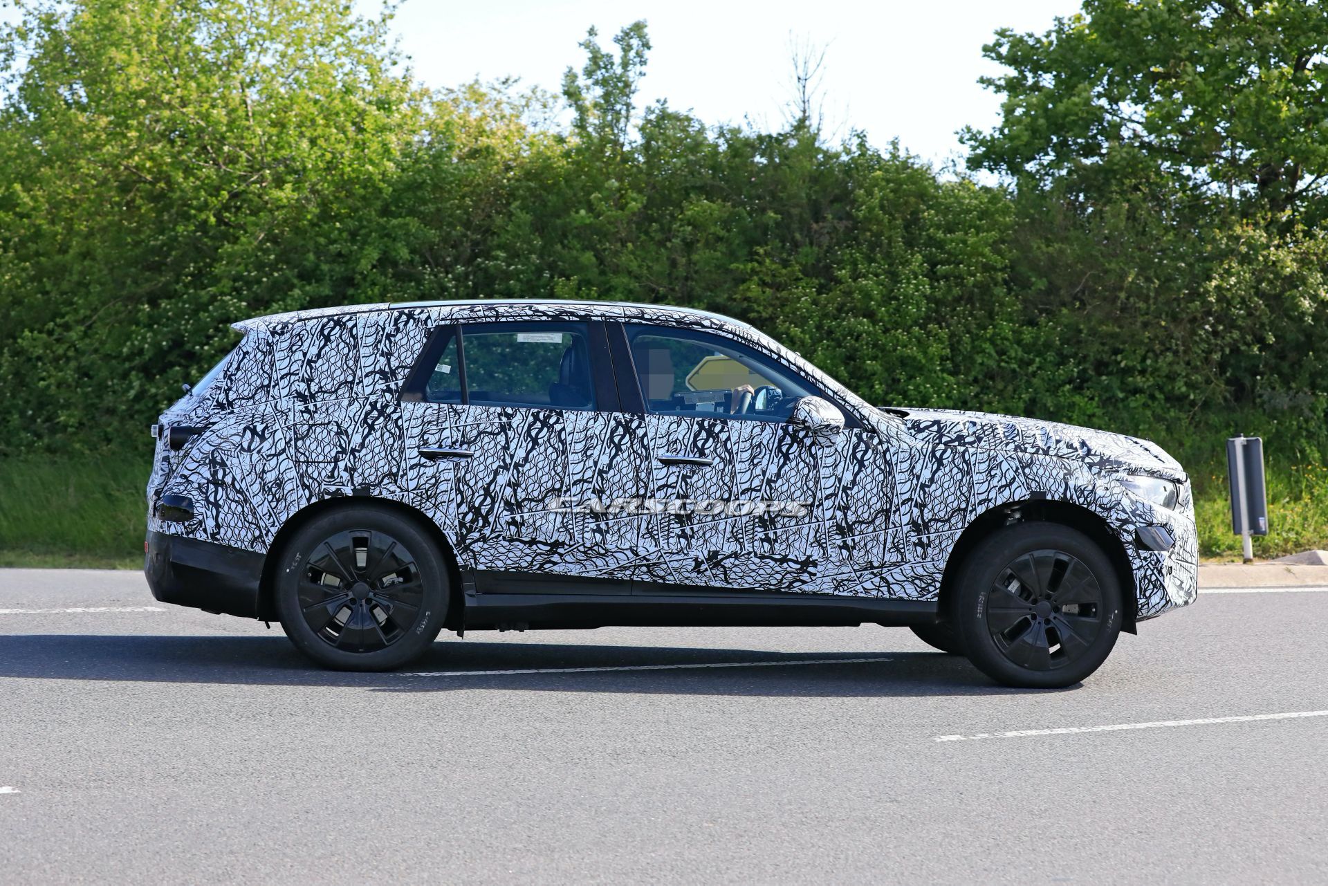 All-New 2022 Mercedes GLC Looks Longer And Flatter In First Spy Shots