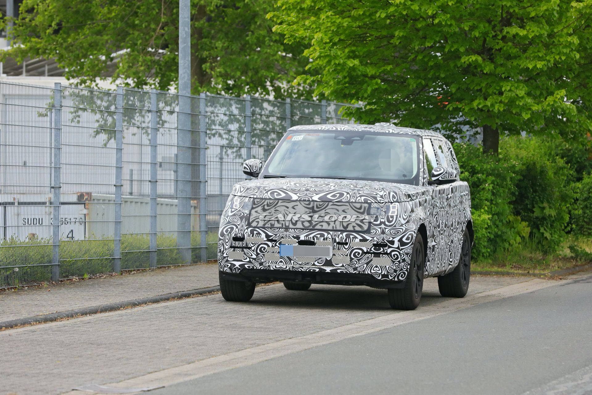 Get An Up-Close Look At The 2022 Range Rover Flagship Luxury SUV