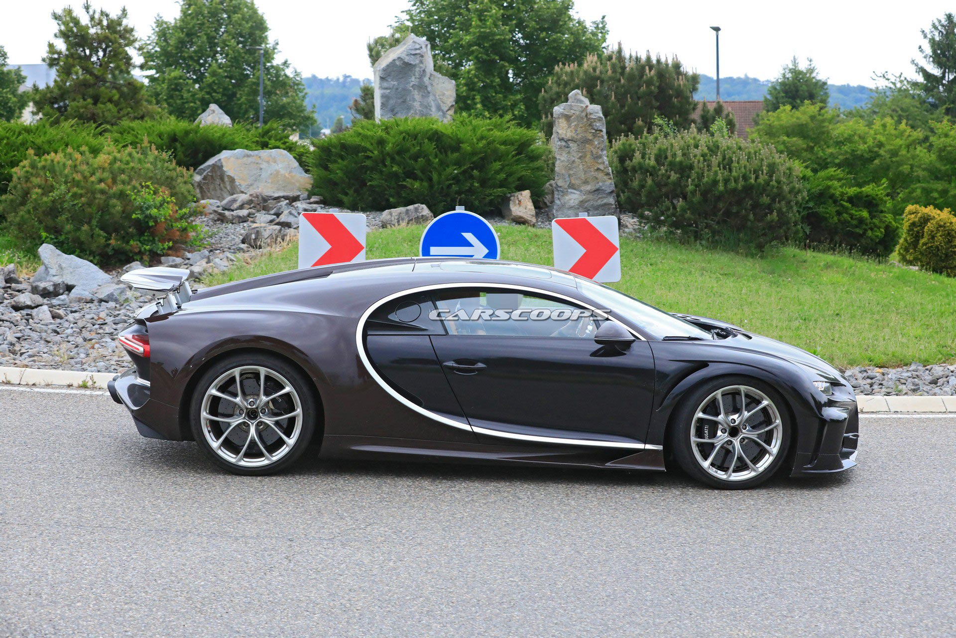 Mysterious Bugatti Chiron Prototype Is Part Super Sport, Part Something Else Entirely