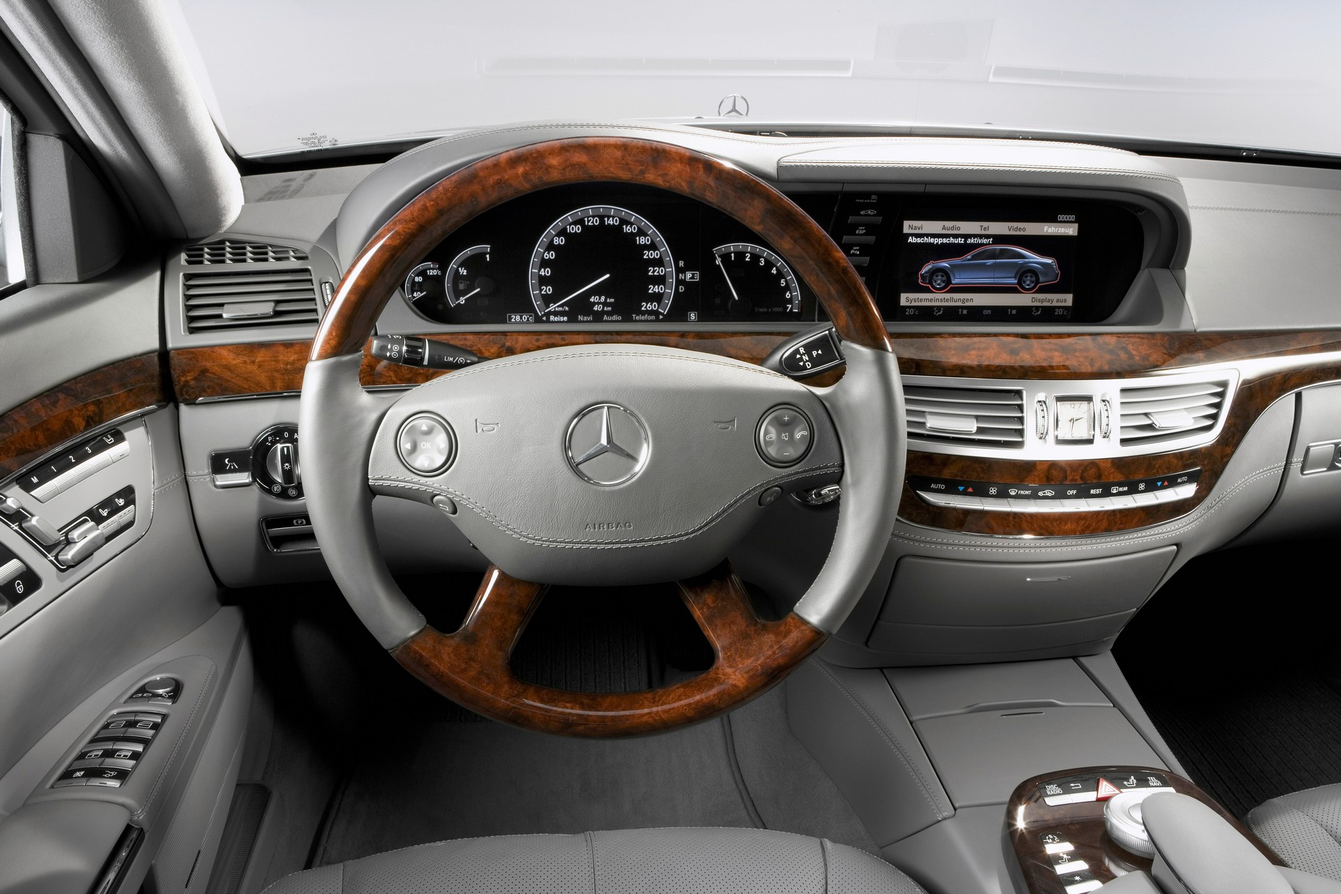 Mercedes Gets All Touchy-Feely About 2021 E-Class’ New Smart Capacitive Steering Wheel