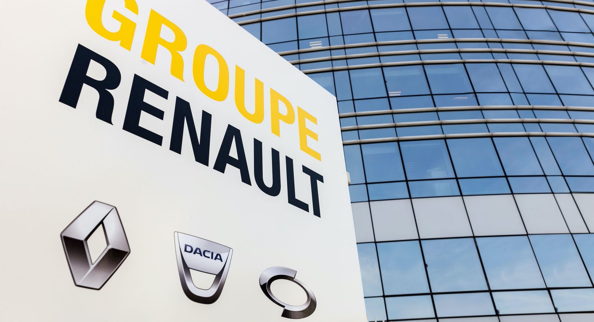 Renault’s Restructuring Plan Calls For 15,000 Layoffs Worldwide, 17.5 Lower Production Capacity
