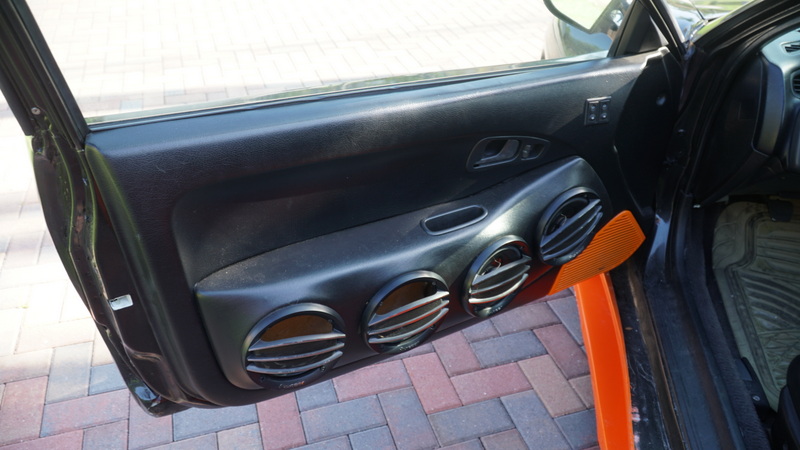 Meet The Civic Gatti, A Honda Cosplaying As A Bugatti Veyron