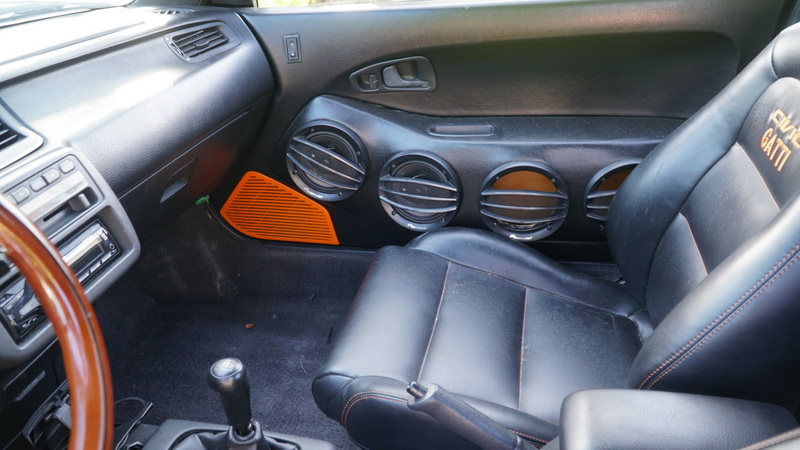 Meet The Civic Gatti, A Honda Cosplaying As A Bugatti Veyron