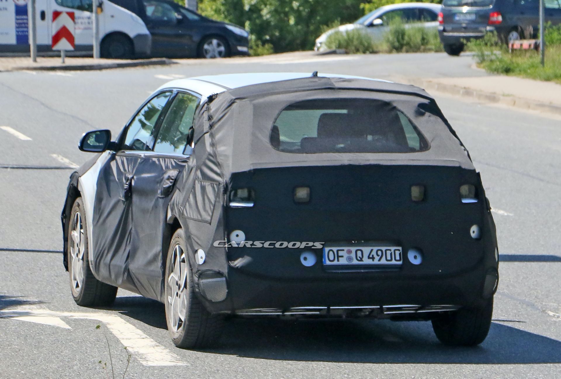 2021 Hyundai 45 EV Spotted Again With A More Revealing Camouflage Setup