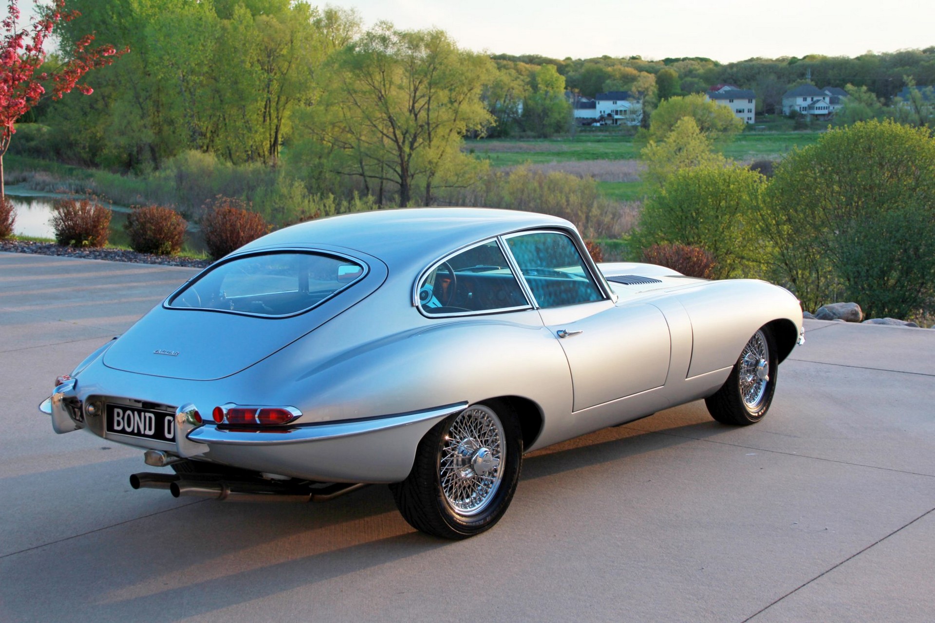 Dope Or Nope? ’64 Jaguar E-Type Restomod With A Ford 5.0 V8 Engine Swap