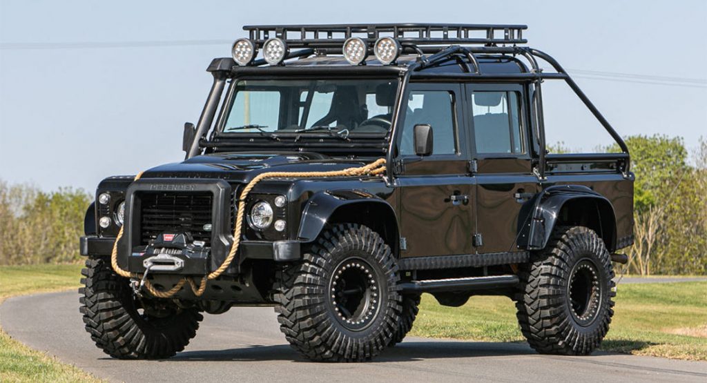  Here’s Your Chance To Snatch A Defender From James Bond’s Spectre Movie