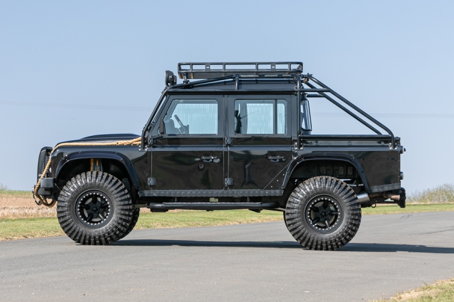 Here’s Your Chance To Snatch A Defender From James Bond’s Spectre Movie