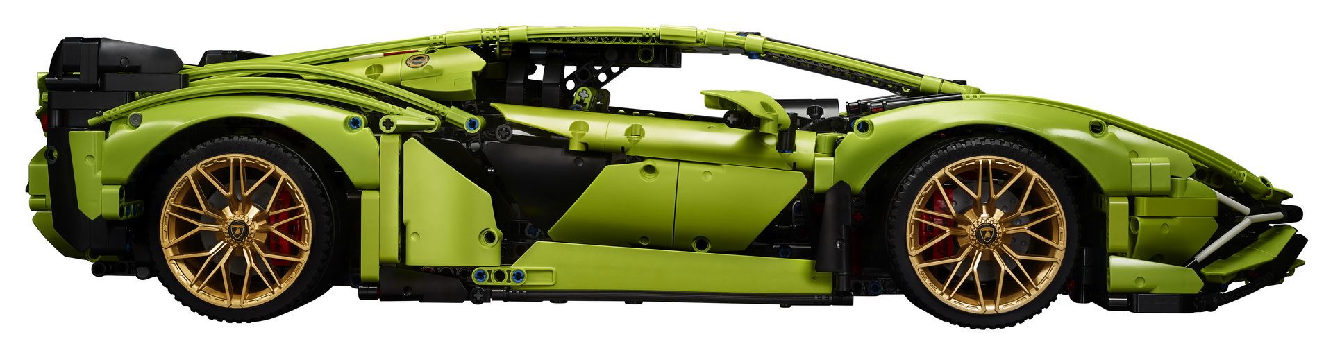 LEGO Technic Lamborghini Sian FKP 37 Is A 3,696 (Master)Piece 1:8 Scale Model