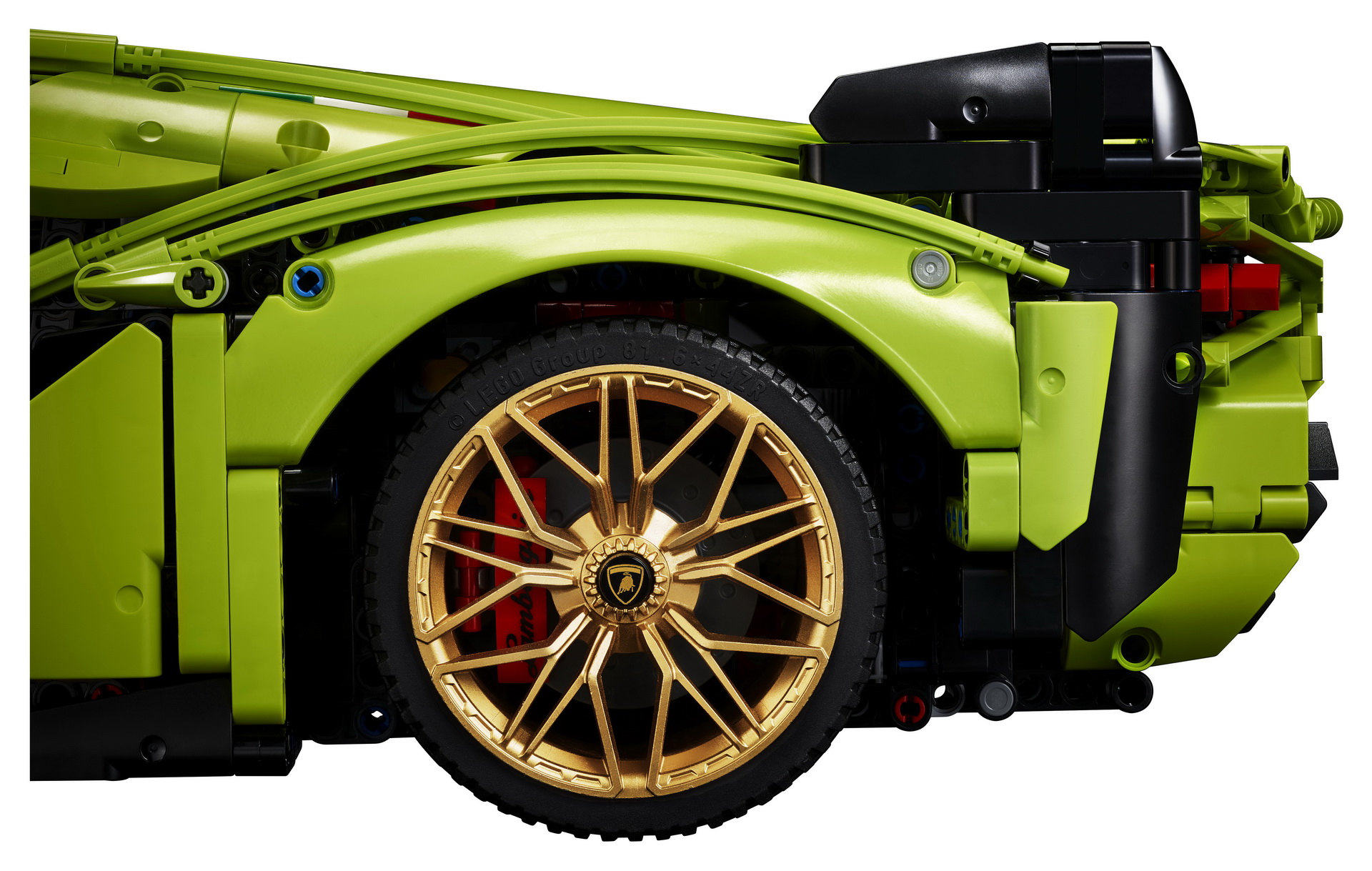 LEGO Technic Lamborghini Sian FKP 37 Is A 3,696 (Master)Piece 1:8 Scale Model