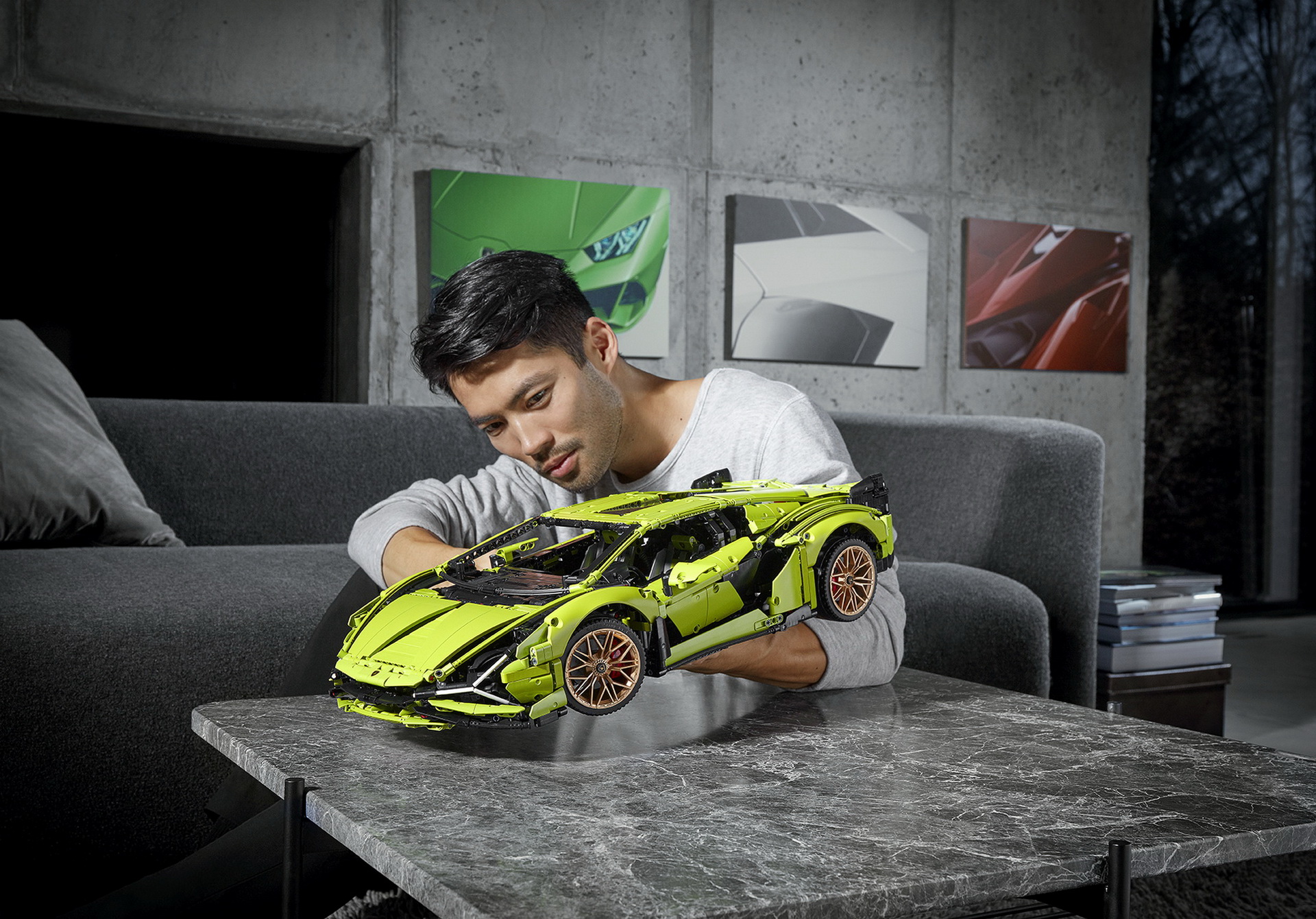 LEGO Technic Lamborghini Sian FKP 37 Is A 3,696 (Master)Piece 1:8 Scale Model