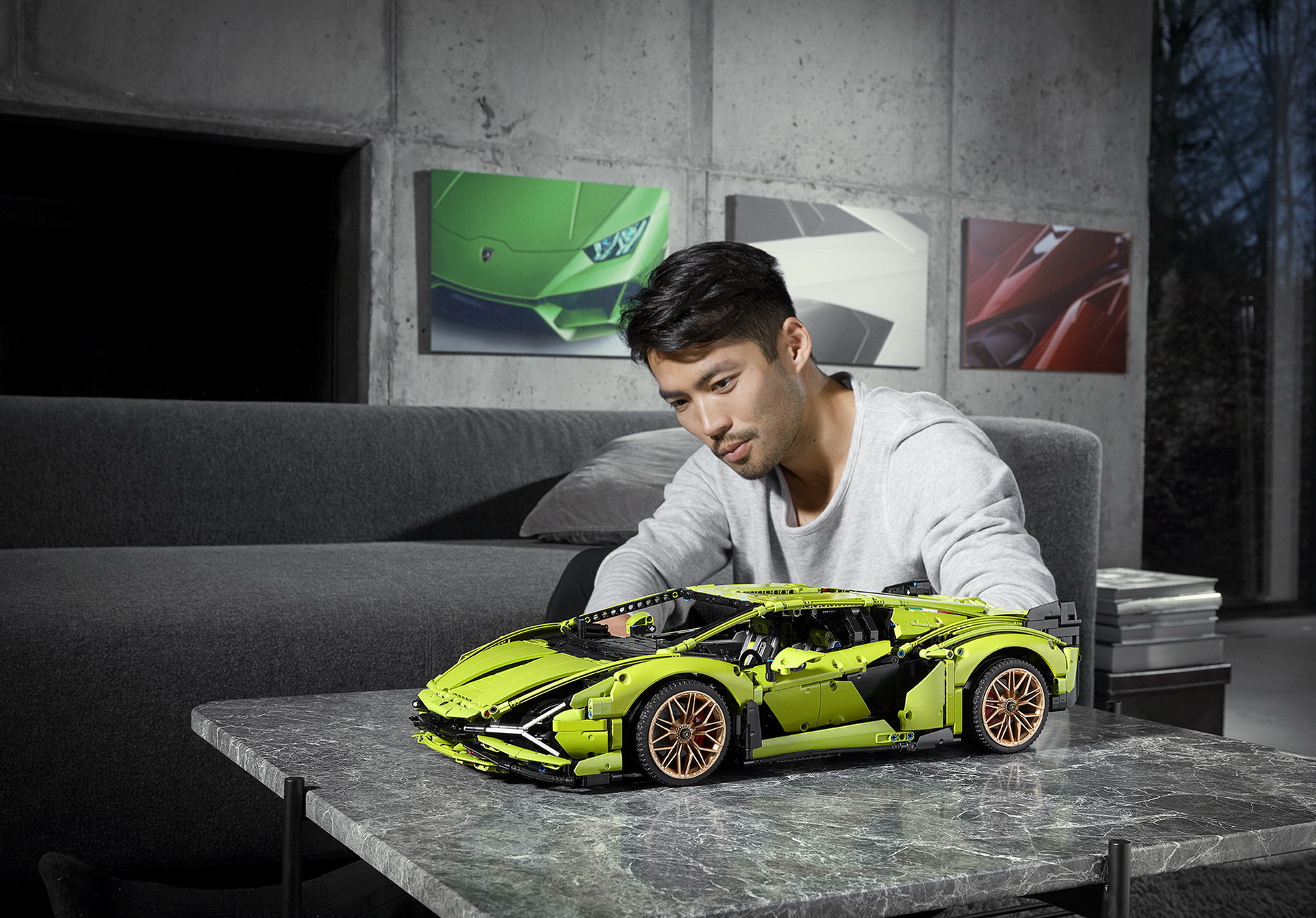 LEGO Technic Lamborghini Sian FKP 37 Is A 3,696 (Master)Piece 1:8 Scale Model