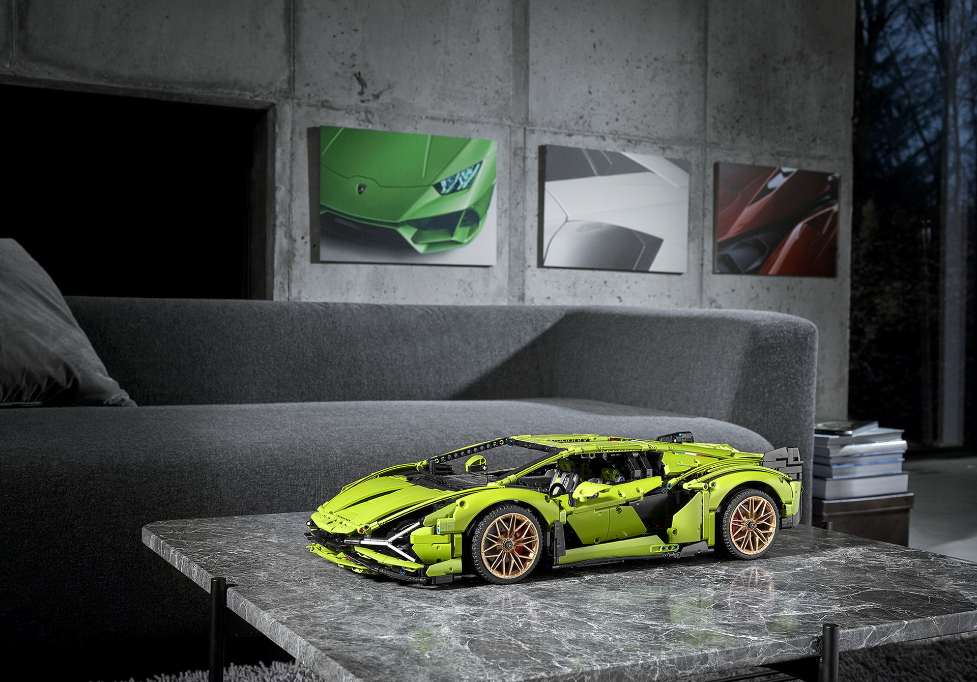 LEGO Technic Lamborghini Sian FKP 37 Is A 3,696 (Master)Piece 1:8 Scale Model