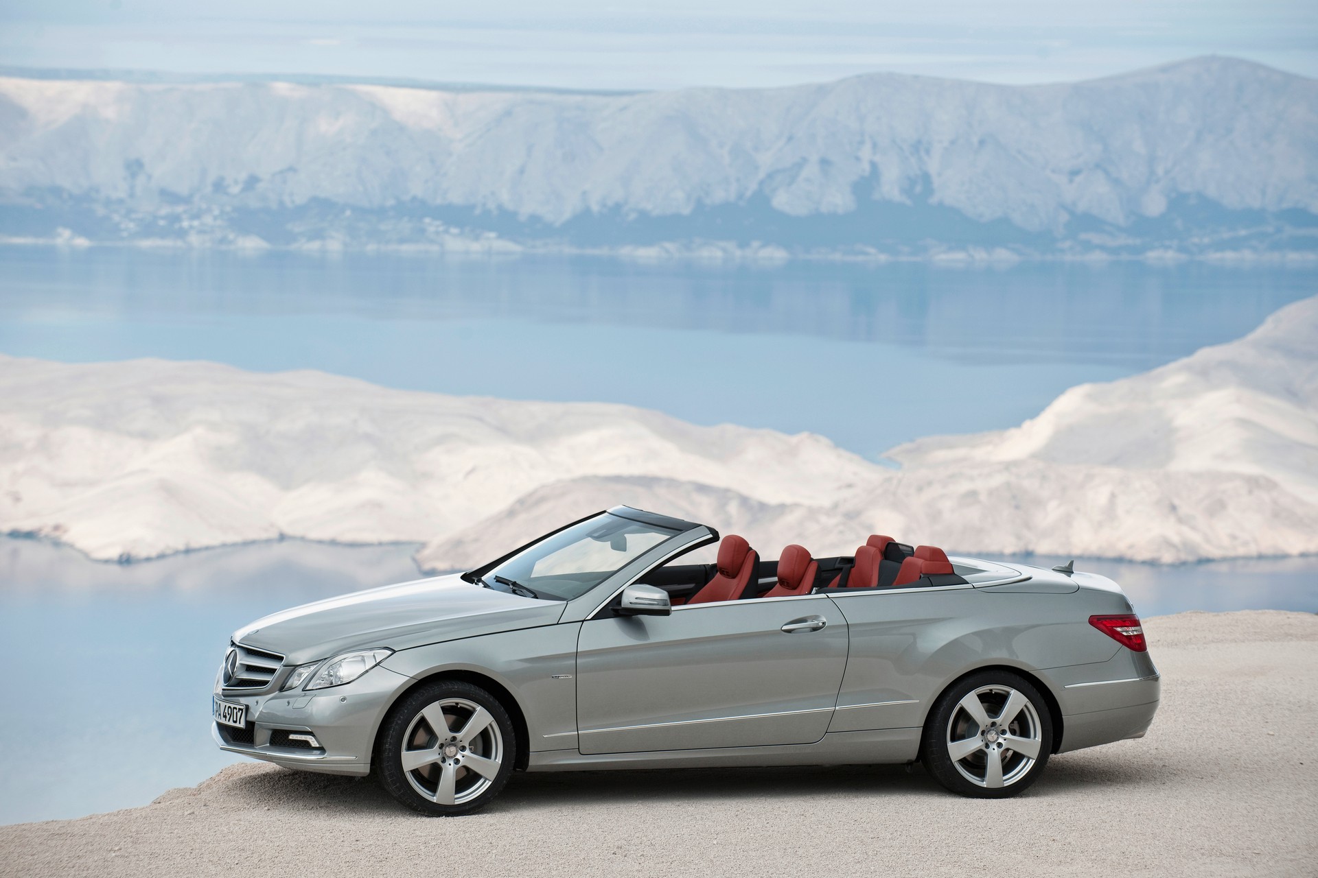 More Than 50 Years Of Mercedes-Benz E-Class Coupes And Cabriolets; Which One’s Your Favorite?
