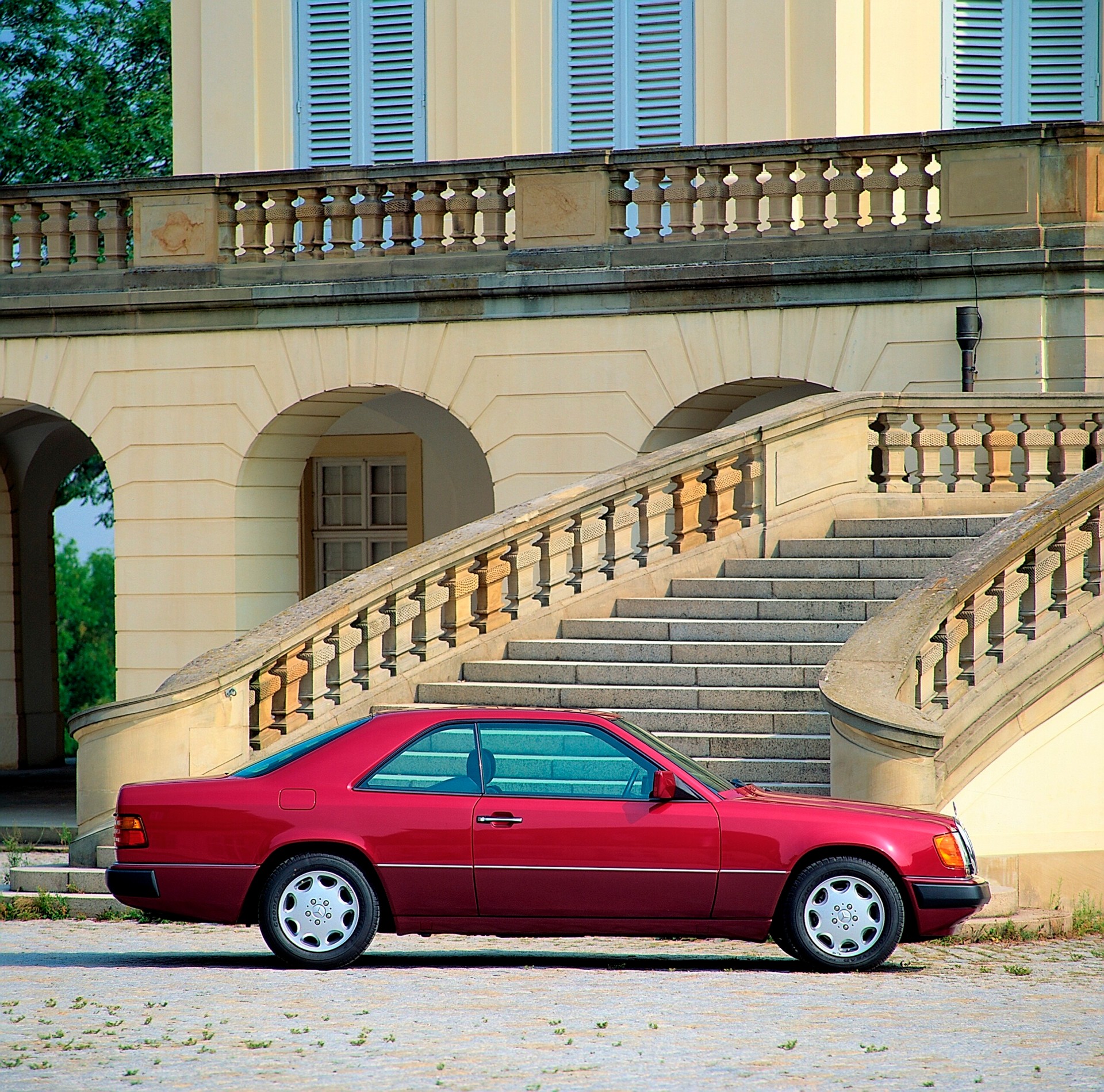 More Than 50 Years Of Mercedes-Benz E-Class Coupes And Cabriolets; Which One’s Your Favorite?