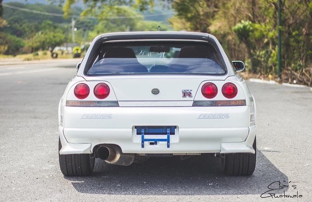 One-Off Nissan Skyline GT-R R33 ‘Speedwagon’ Looks Odd, But Was A Beast Back In The Day